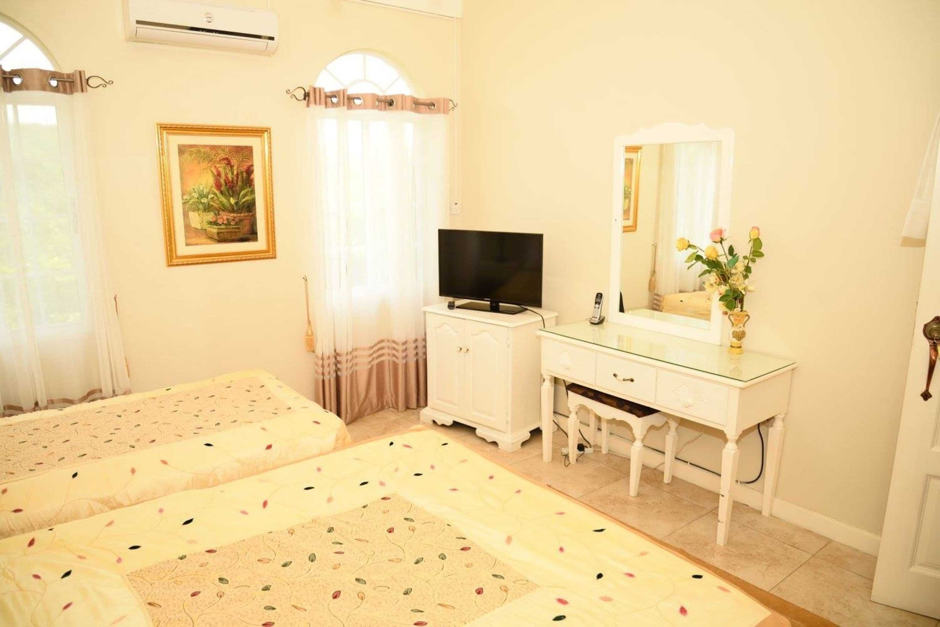 Gift card for Retreat Guesthouse Luxury Suites Gift card for Retreat Guesthouse Luxury Suites
