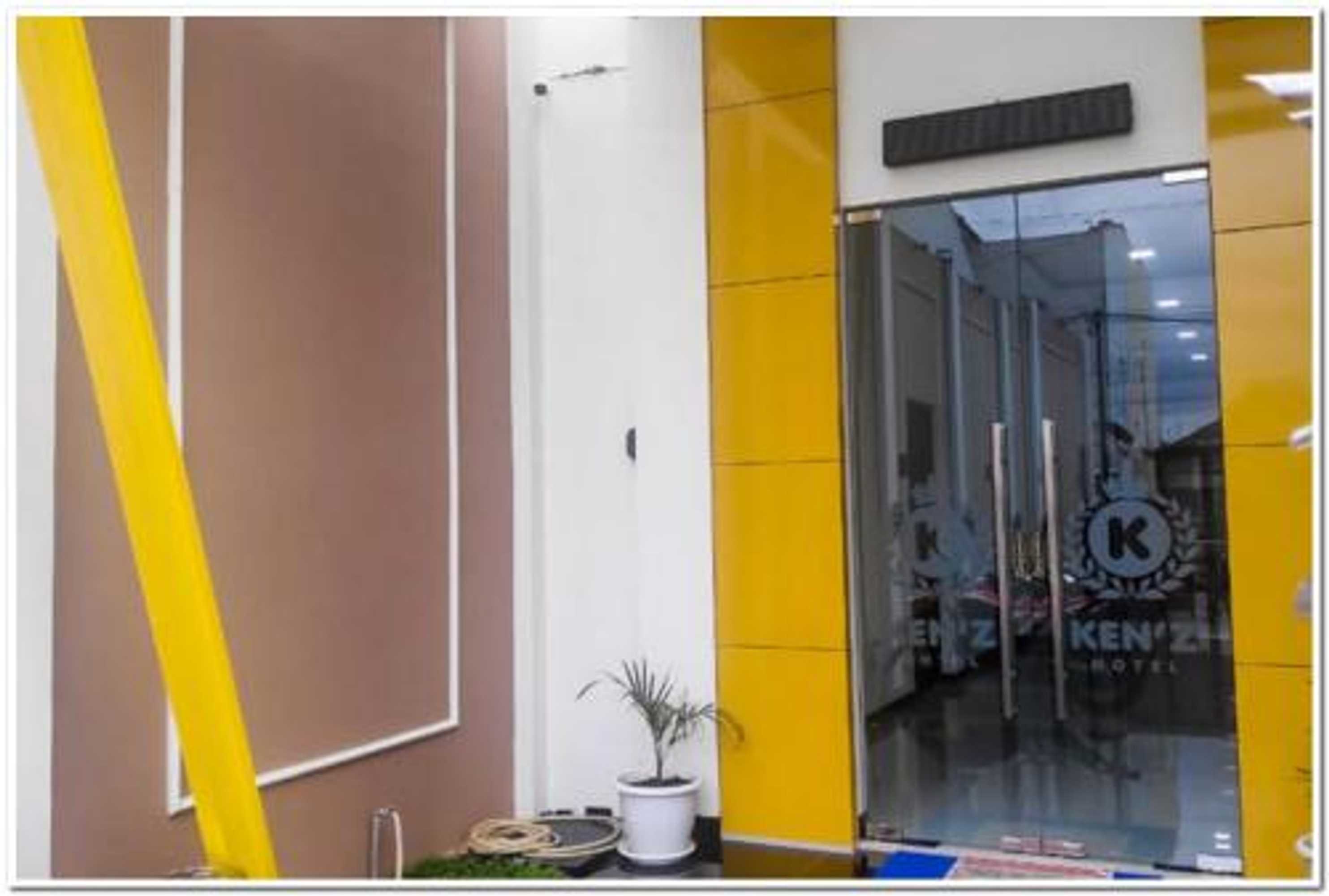 Gift card for Reddoorz Near Moro Mall Purwokerto 2 Gift card for Reddoorz Near Moro Mall Purwokerto 2