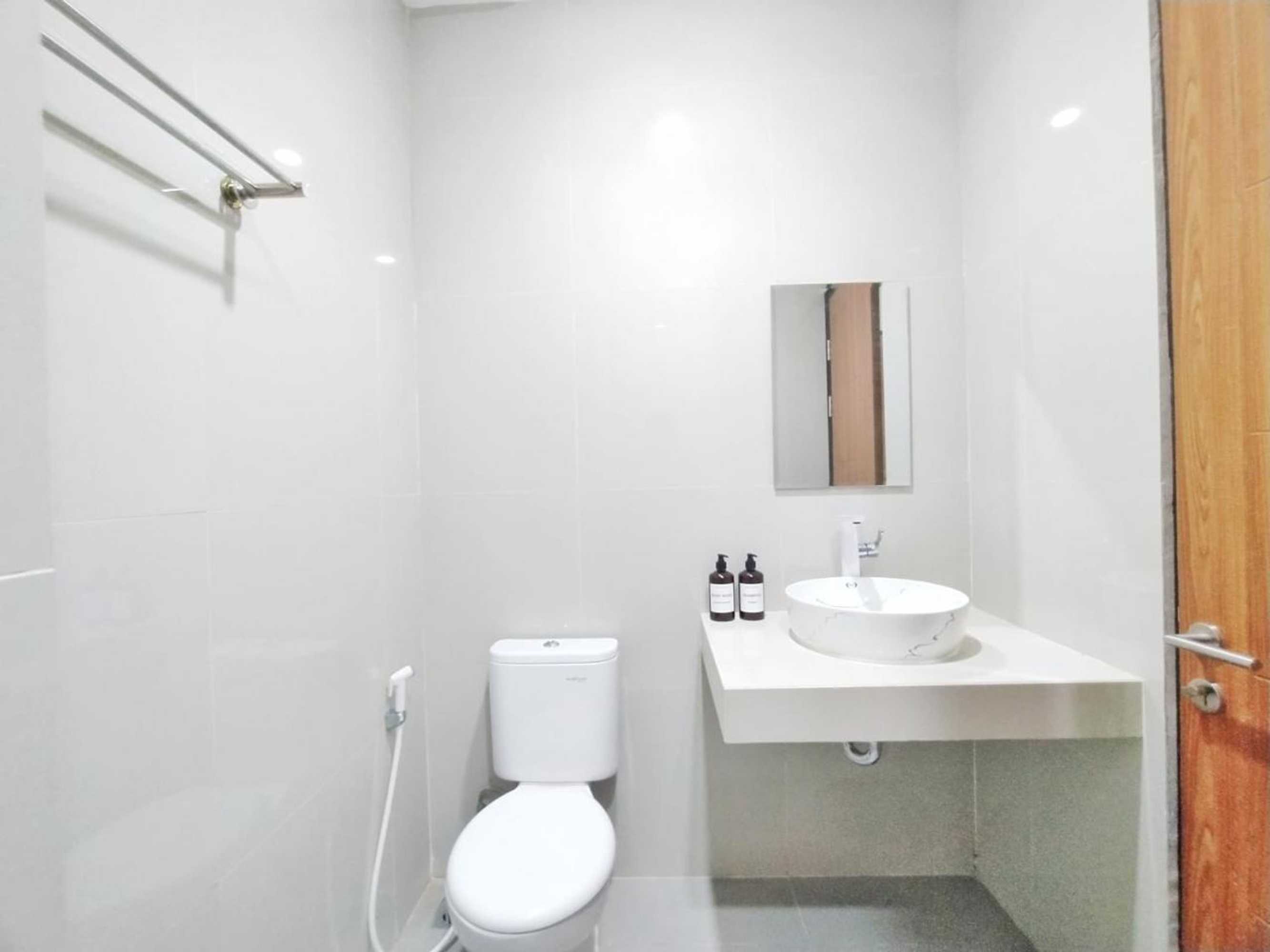 Gift card for Urbanview Wisma Wirasatya Akpol Semarang by Reddoorz Gift card for Urbanview Wisma Wirasatya Akpol Semarang by Reddoorz