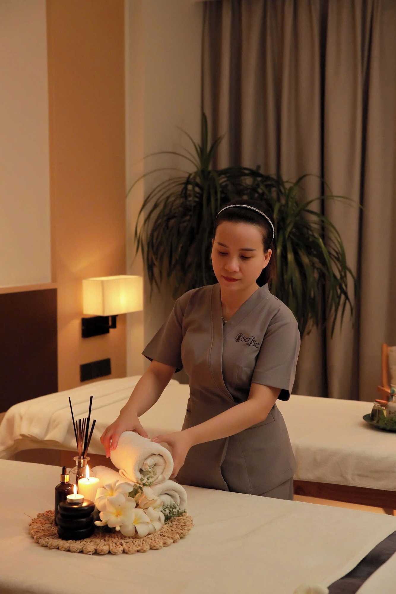 Gift card for The Empyrean Cam Ranh Beach Resort Gift card for The Empyrean Cam Ranh Beach Resort