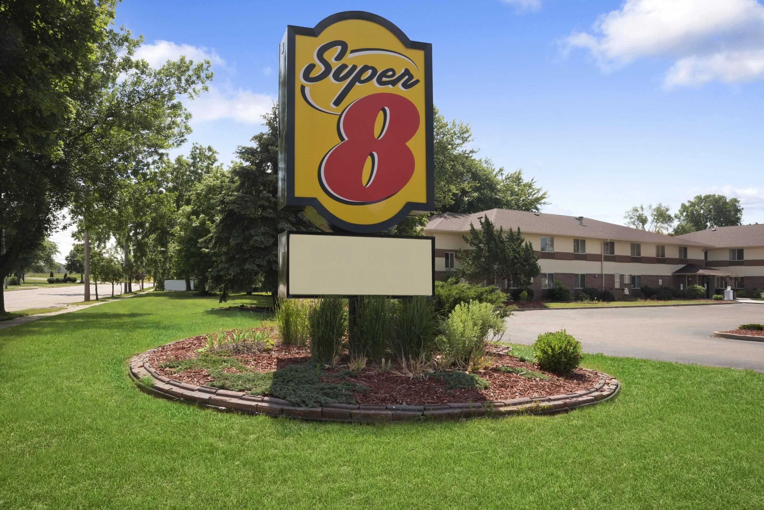 Gift card for Super 8 by Wyndham Whitewater WI Gift card for Super 8 by Wyndham Whitewater WI