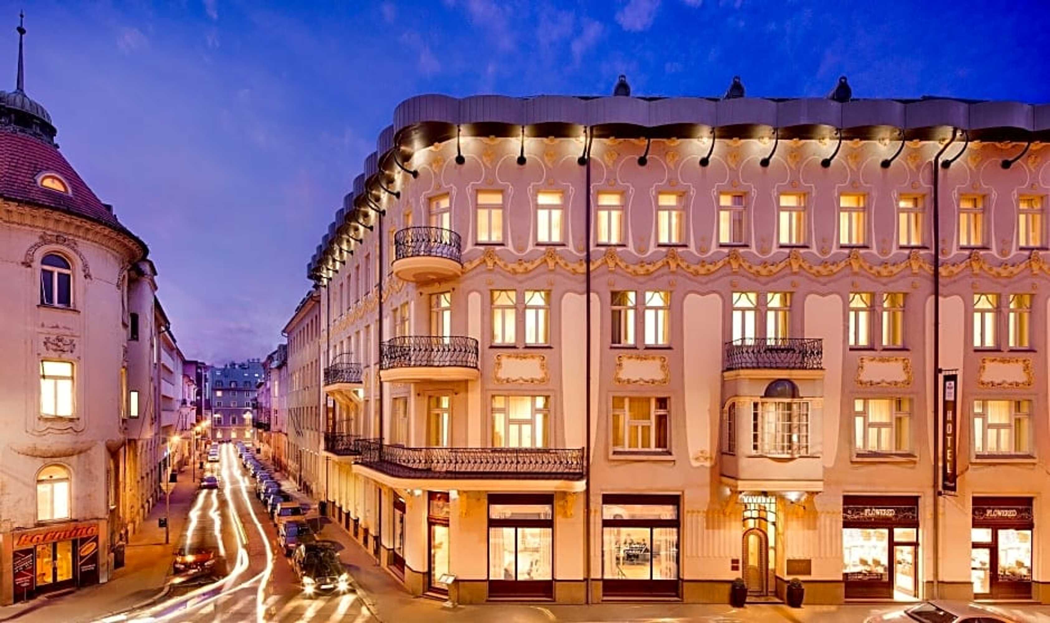 Gift card for Roset Hotel & Residence Gift card for Roset Hotel & Residence