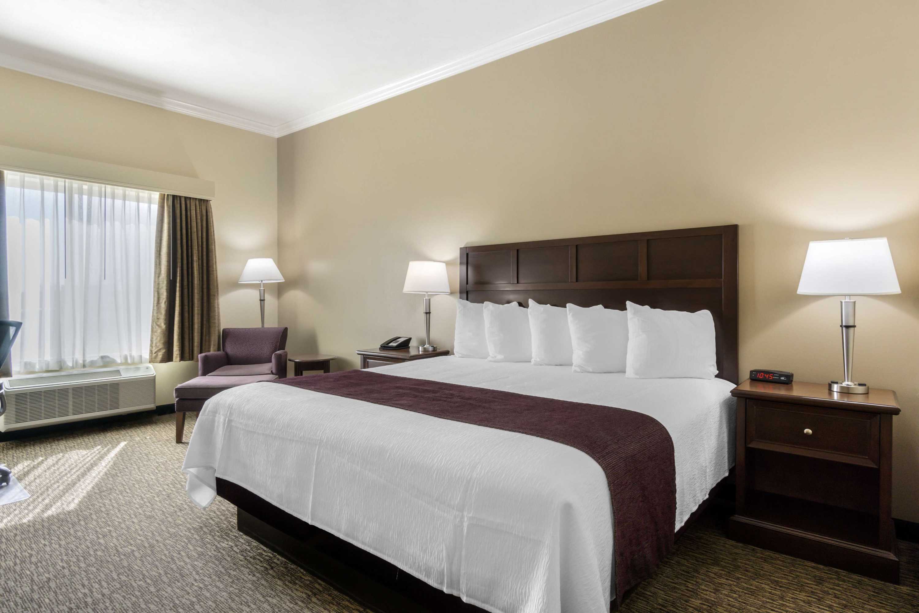 Gift card for Best Western Plus Grapevine Inn Gift card for Best Western Plus Grapevine Inn