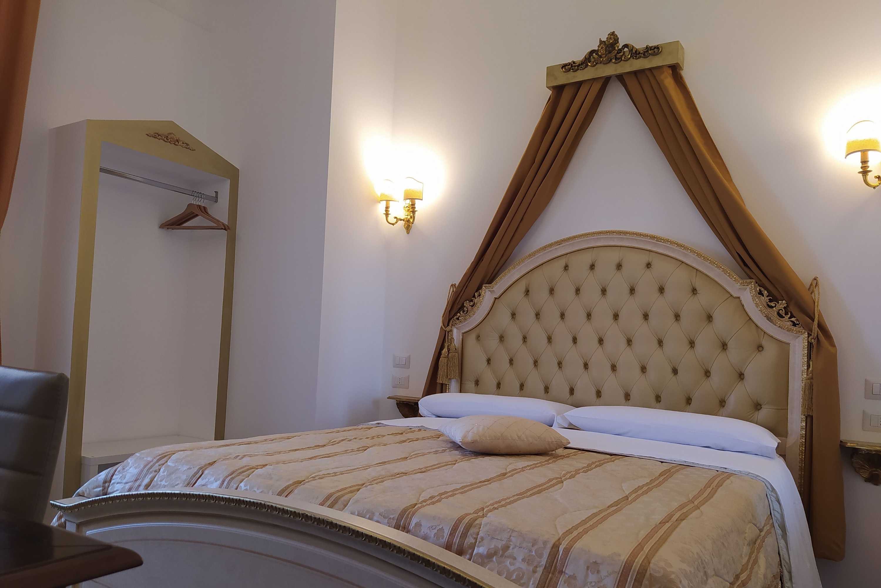Gift card for Donna Lucrezia B&b - Boutique Hotel Style Gift card for Donna Lucrezia B&b - Boutique Hotel Style