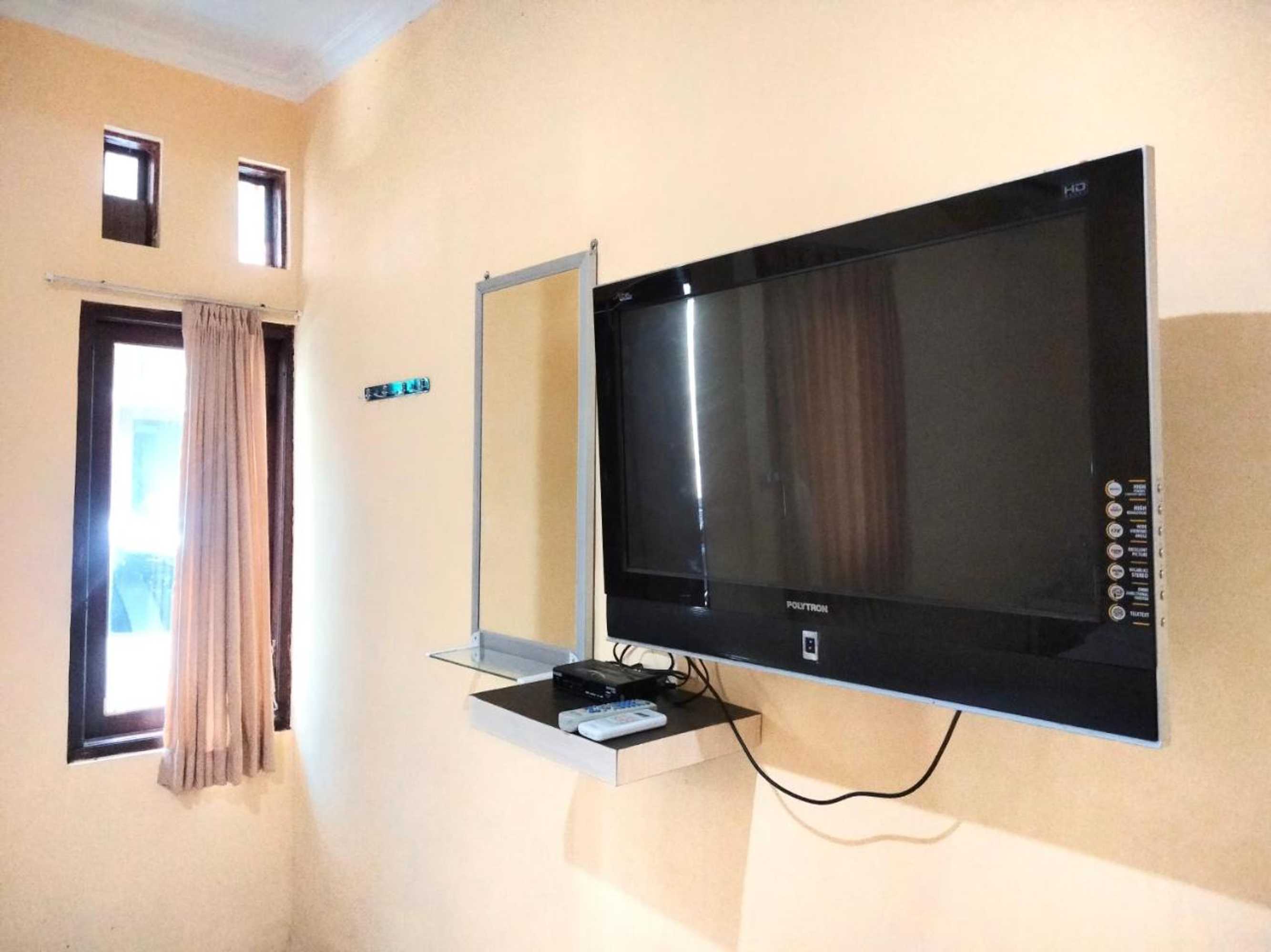 Gift card for Wisma Mutiara Near Alun Alun Demak Mitra Reddoorz