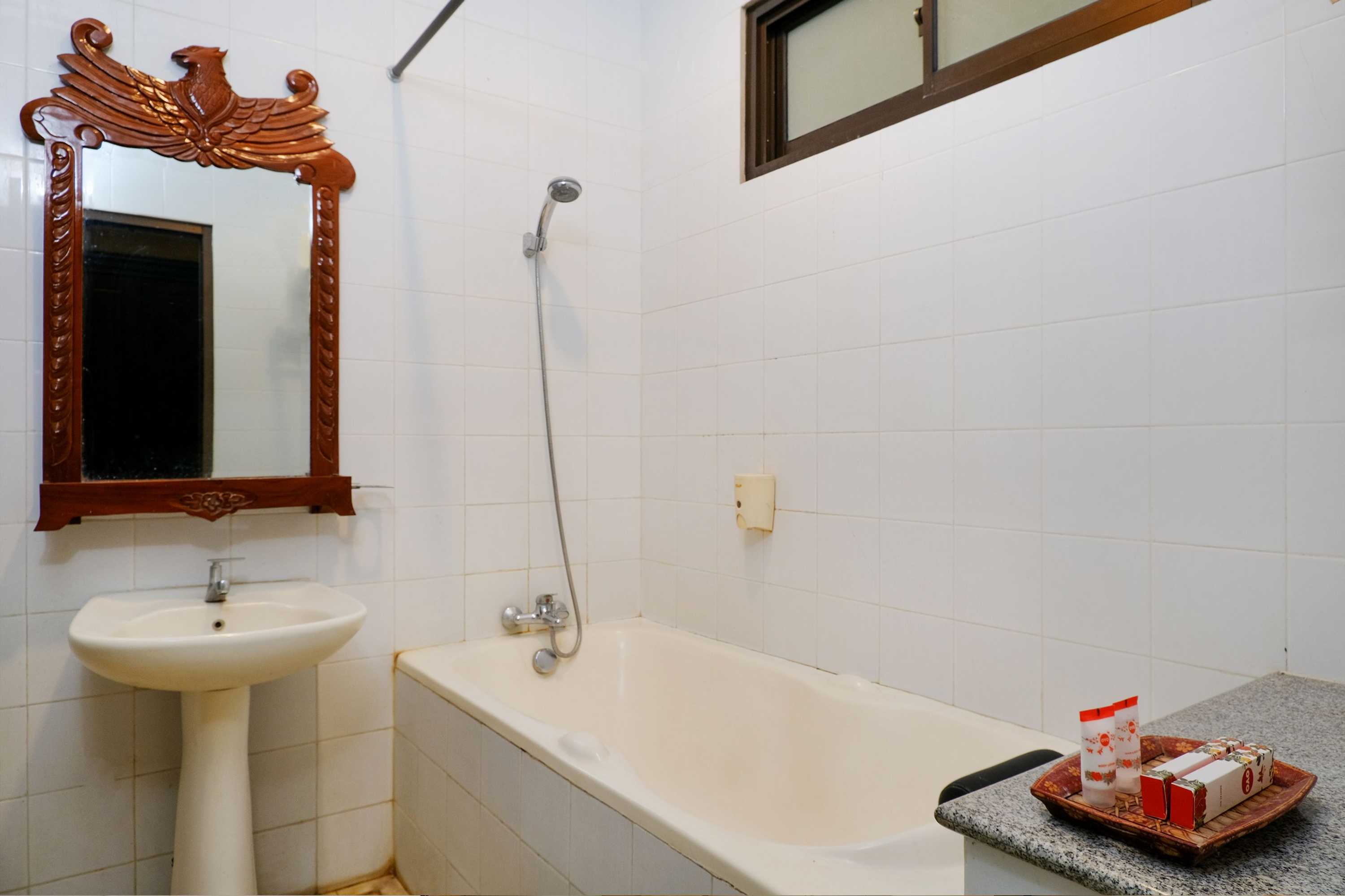 Gift card for Super Oyo Oyo Capital O 514 Omah Pari Boutique Hotel
