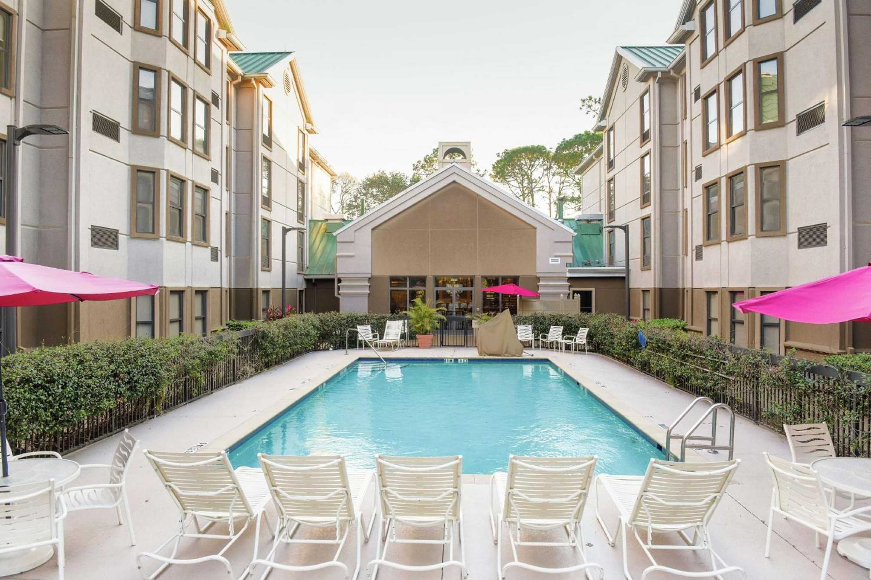 Gift card for Hampton Inn & Suites Tampa-North Gift card for Hampton Inn & Suites Tampa-North