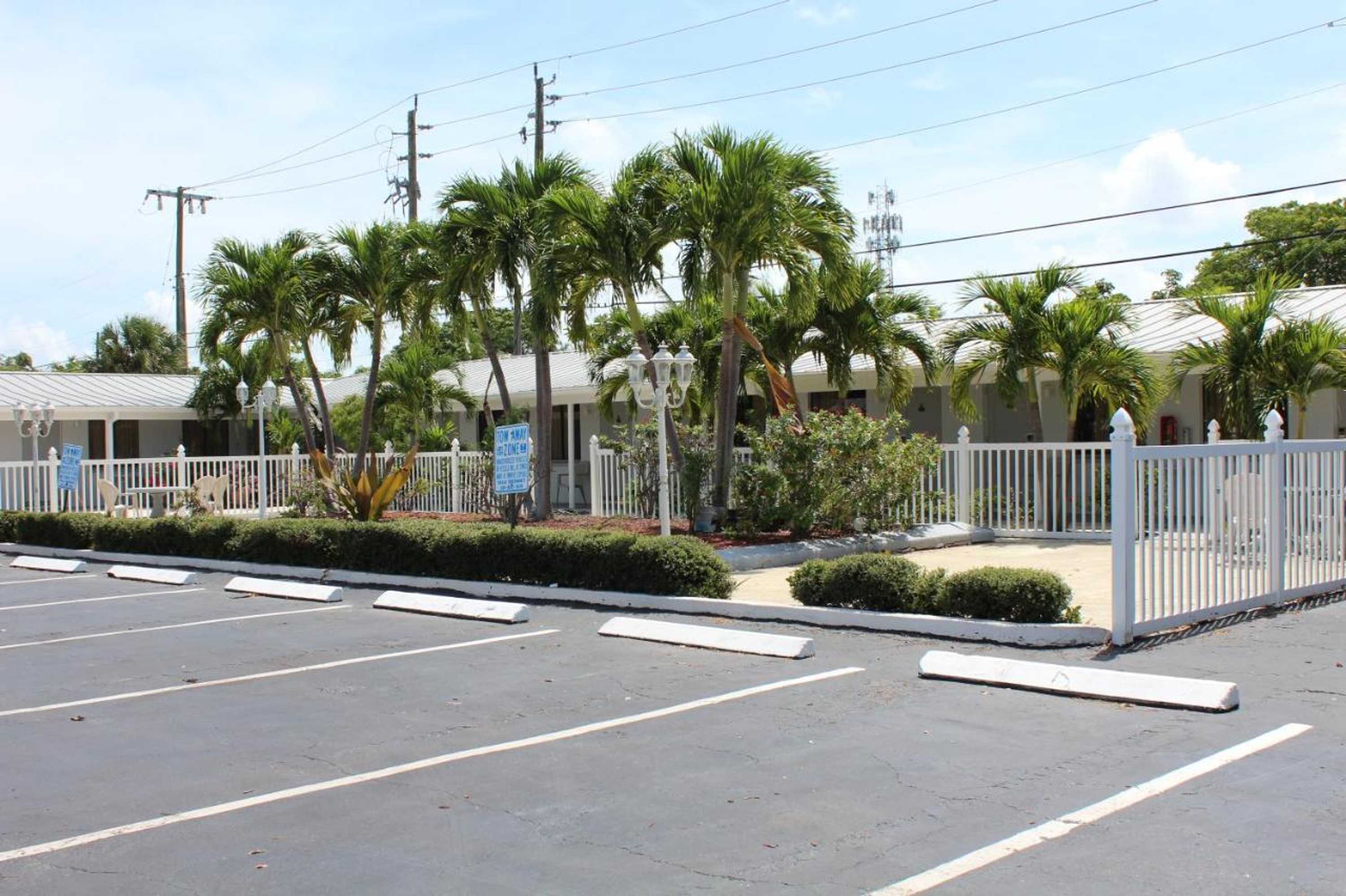 Gift card for Economy Inn West Palm Beach