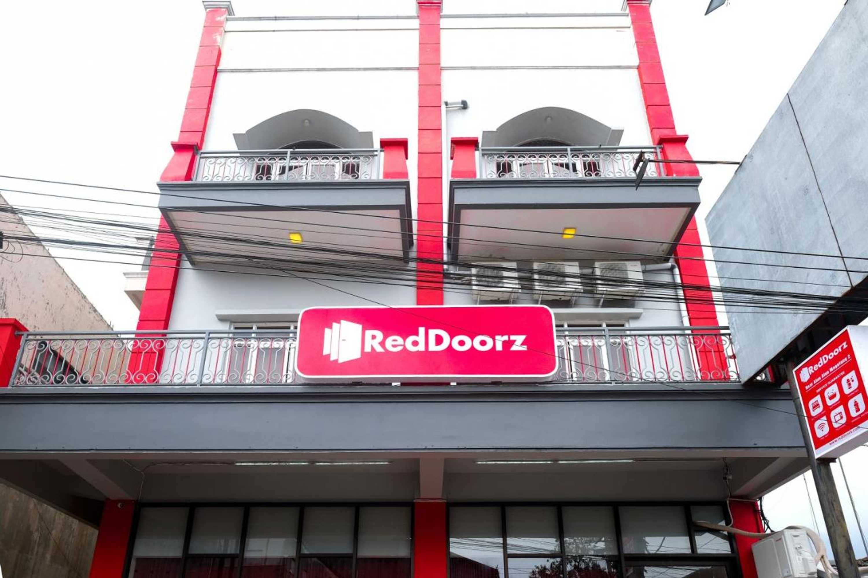Gift card for Reddoorz Near Alun Alun Magelang 2 Gift card for Reddoorz Near Alun Alun Magelang 2