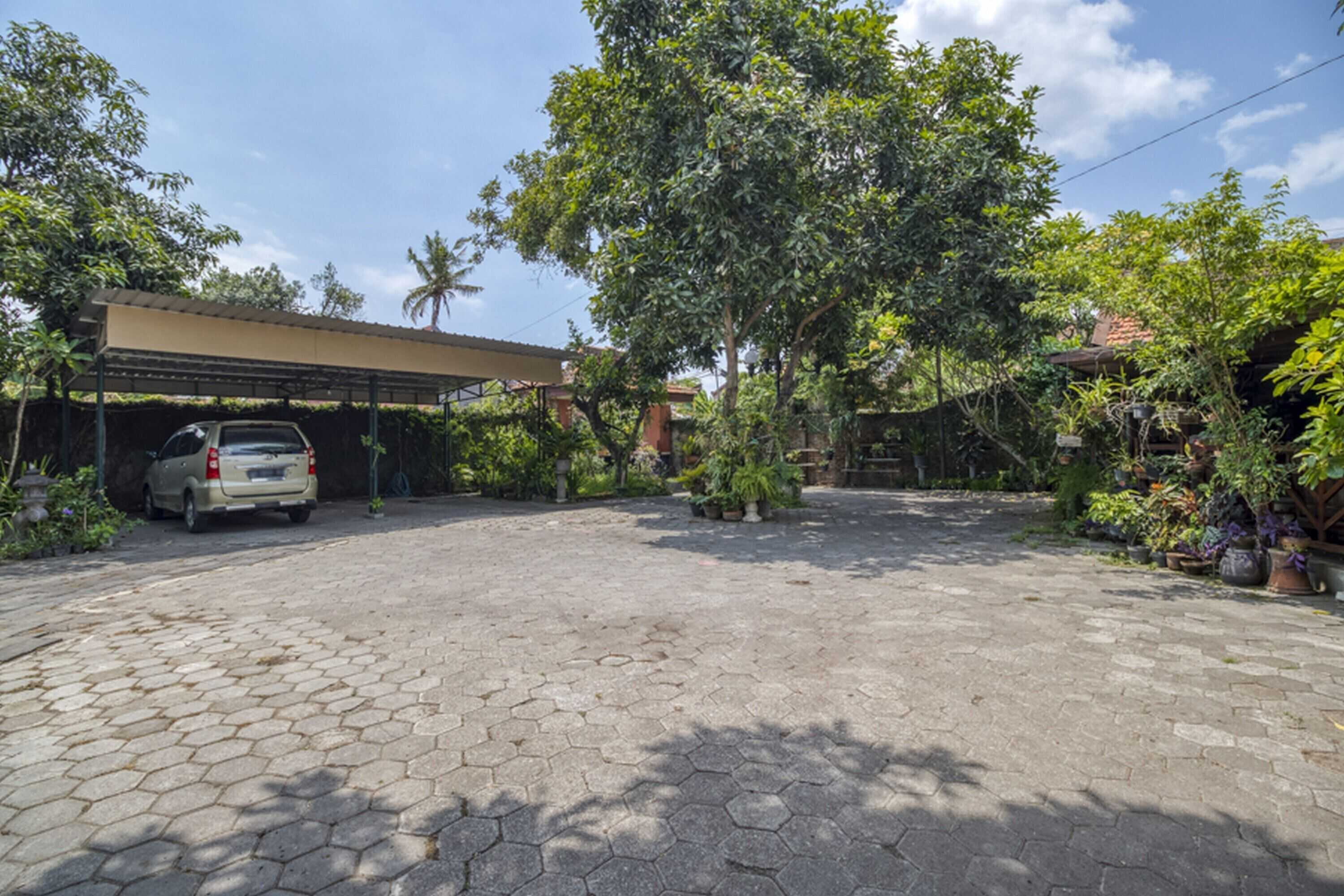 Gift card for Reddoorz Hostel Near Adisucipto Airport Yogyakarta