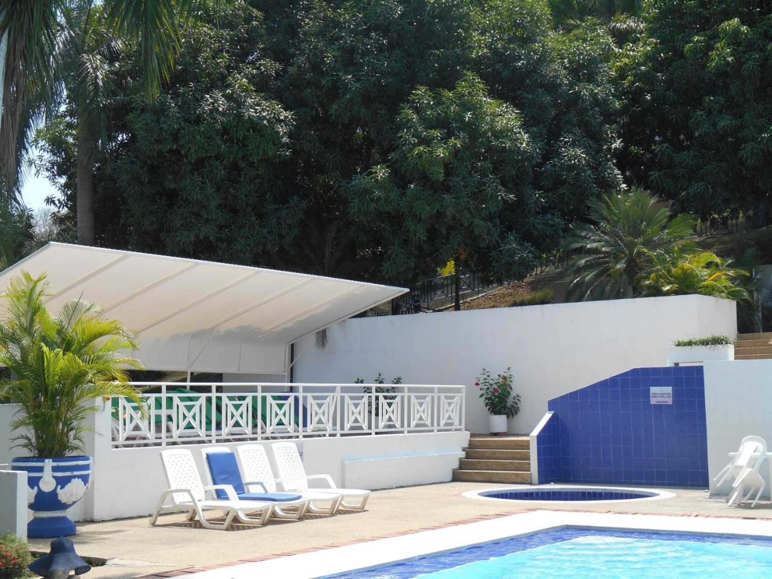 Gift card for Condominio Girardot Resort Apartamento 6-402 Vista a Las Montañas y Piscinas ,wi-Fi, Netflix - Rnt # 96655