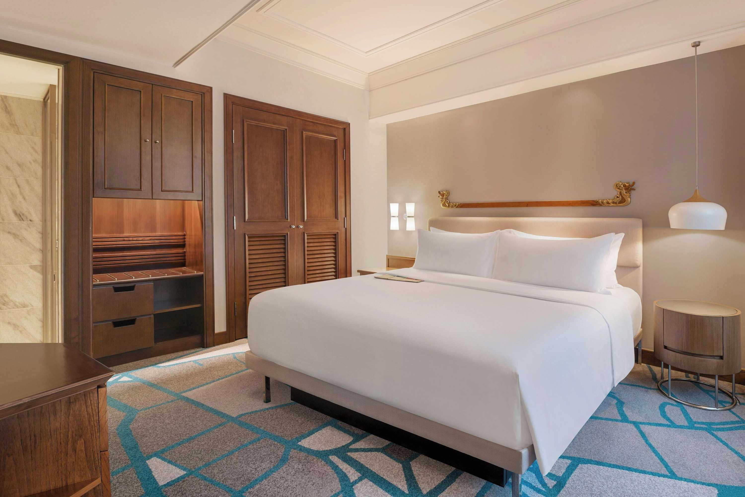 Gift card for Le Meridien Jakarta Gift card for Le Meridien Jakarta