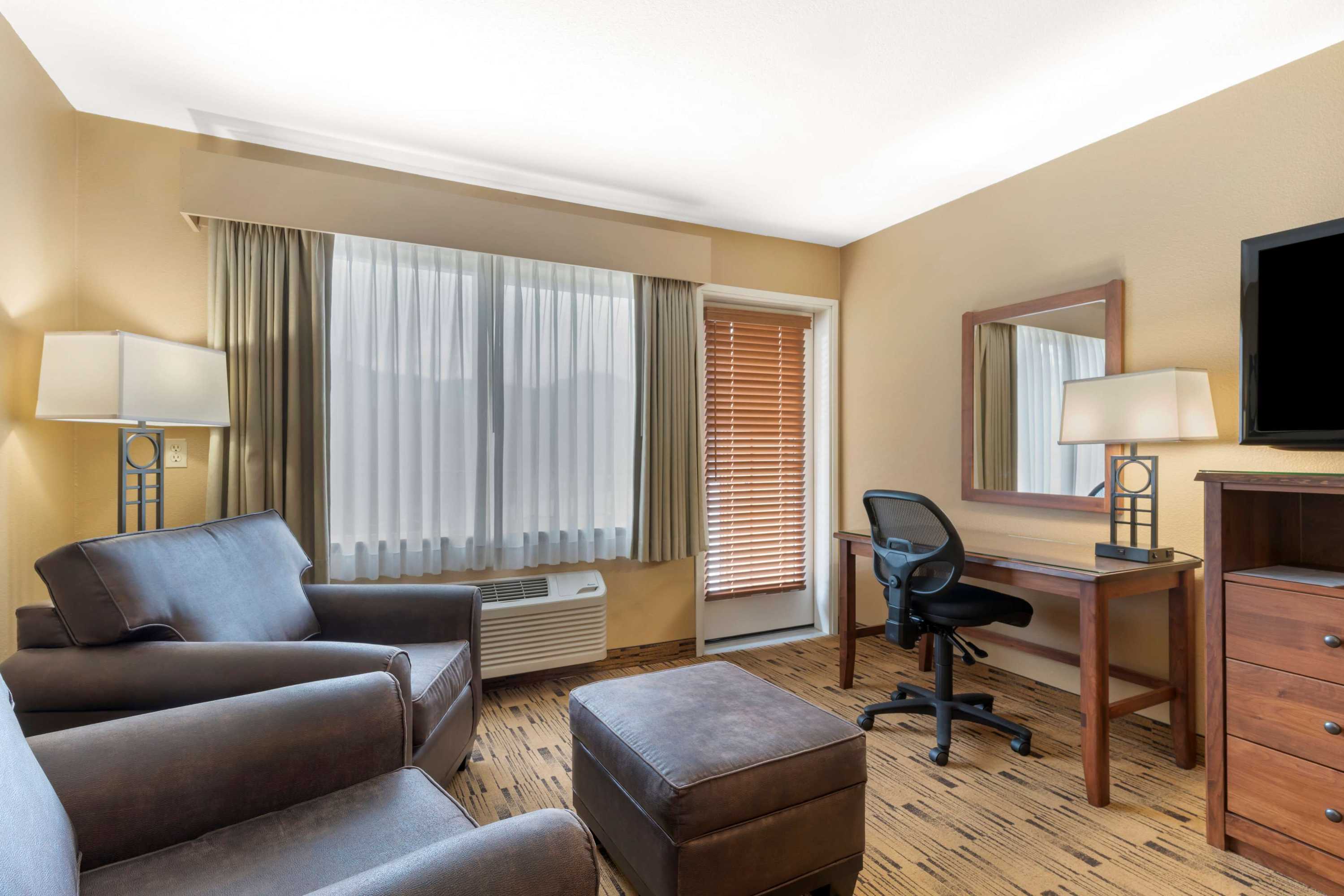 Gift card for Best Western Plus Columbia River Inn Gift card for Best Western Plus Columbia River Inn
