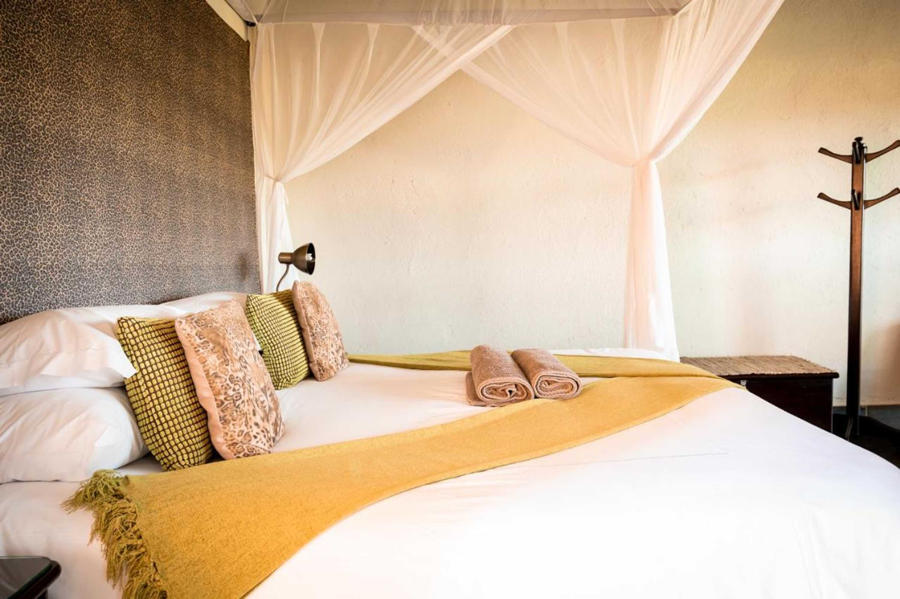 Gift card for Umkumbe Safari Lodge Riverside Gift card for Umkumbe Safari Lodge Riverside