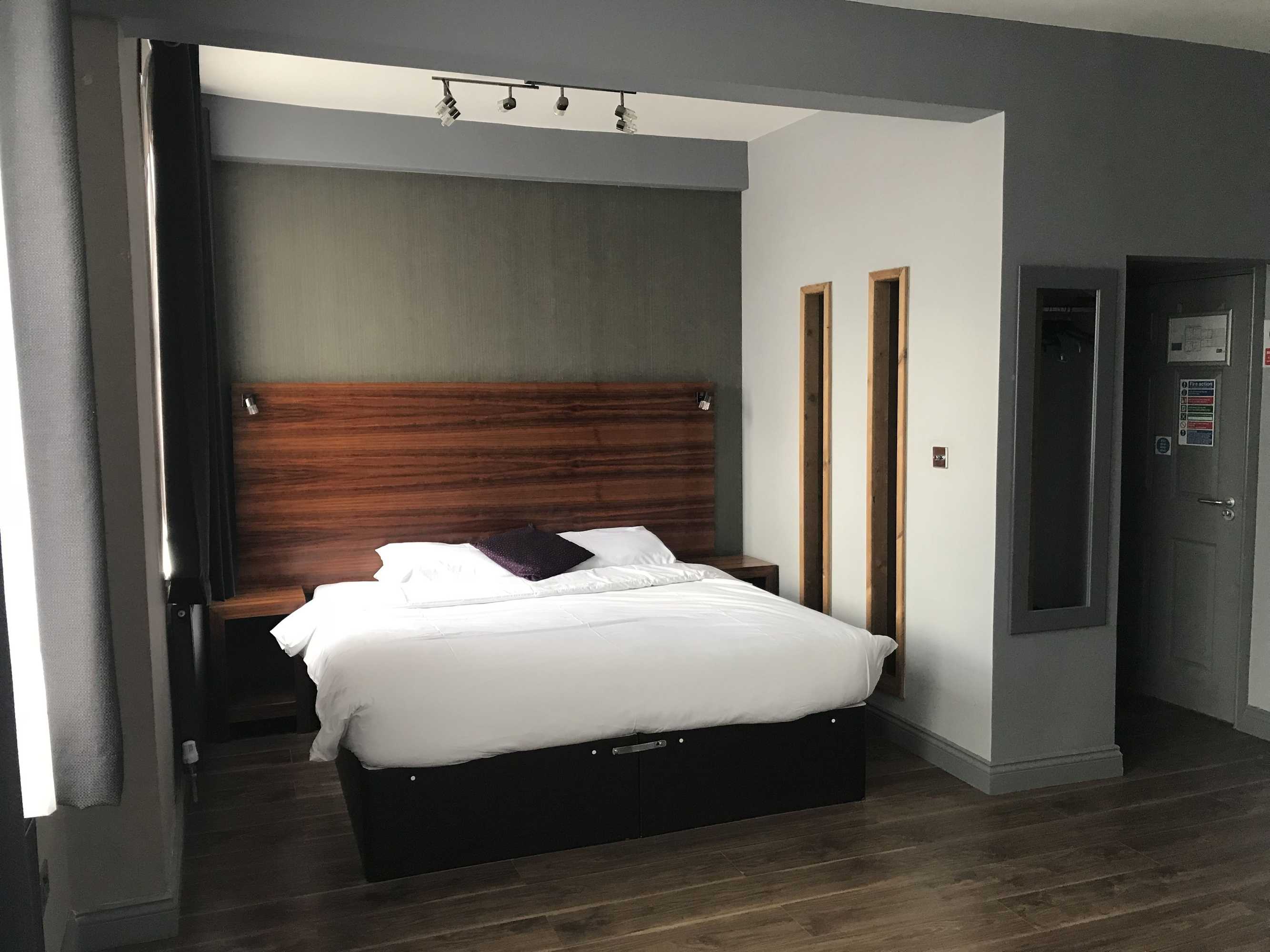 Gift card for Bennetts Hotel Gift card for Bennetts Hotel