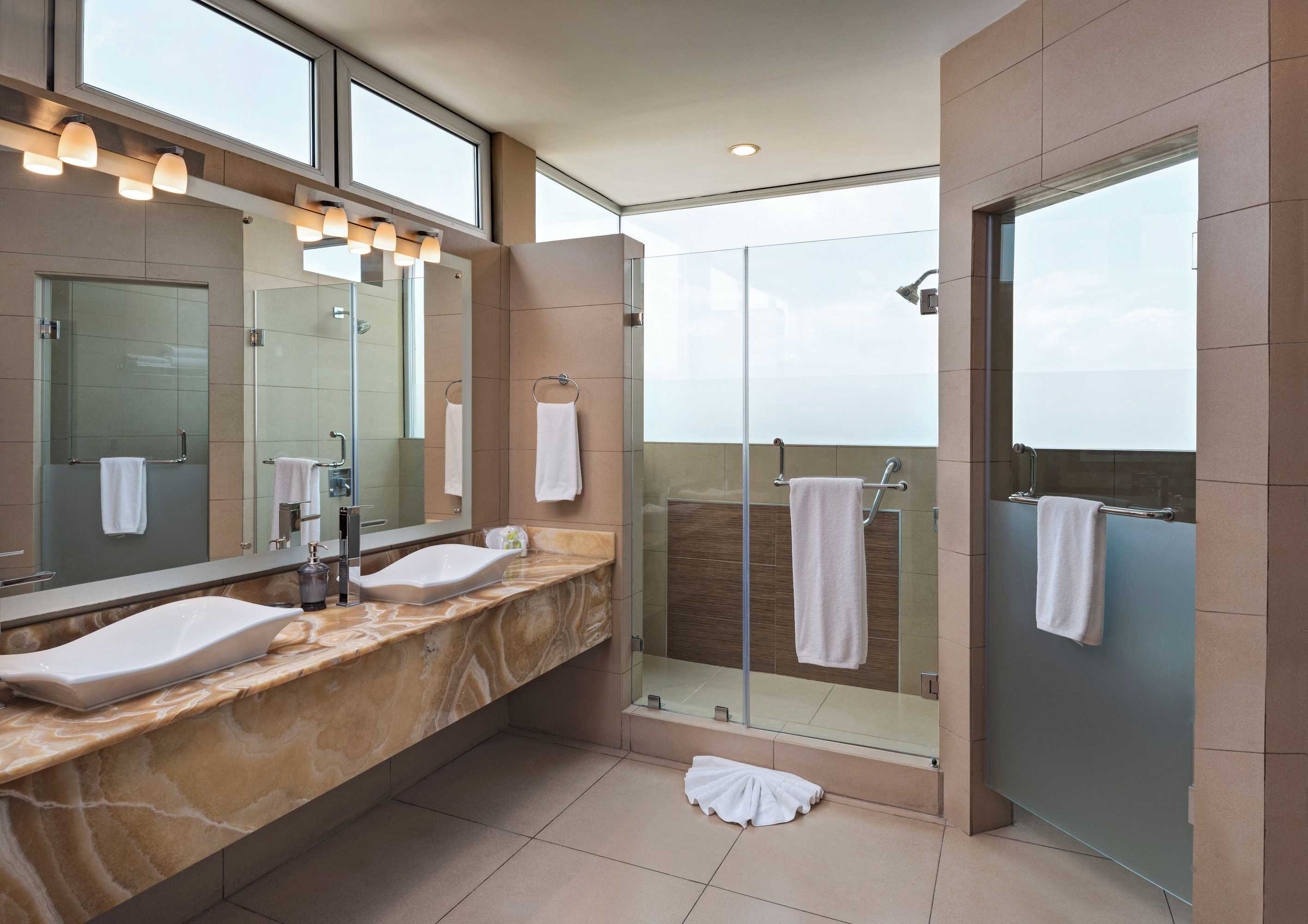 Gift card for Holiday Inn Guatemala City by Ihg