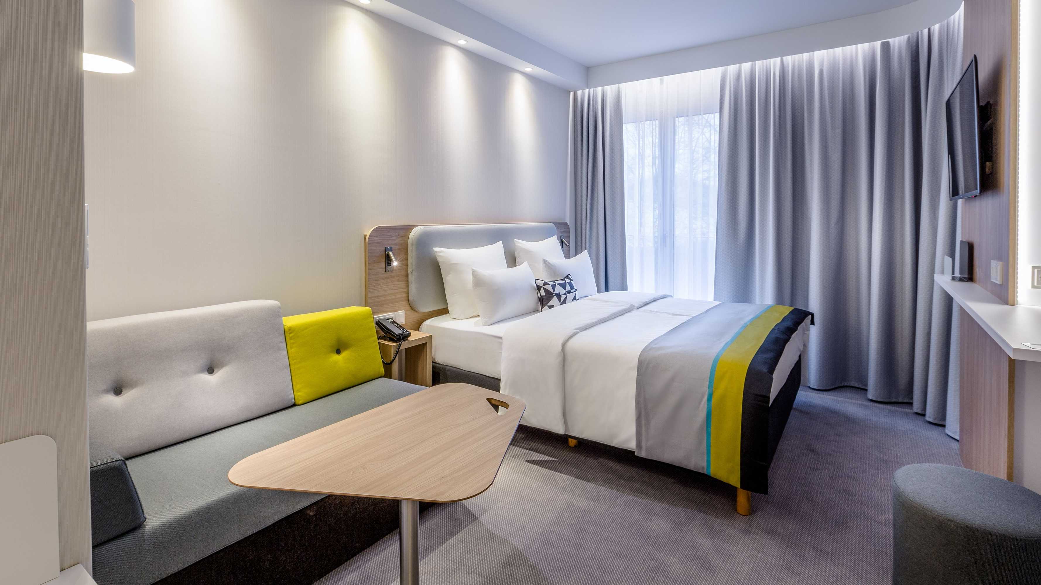 Gift card for Holiday Inn Express Wuppertal - Hauptbahnhof by Ihg Gift card for Holiday Inn Express Wuppertal - Hauptbahnhof by Ihg