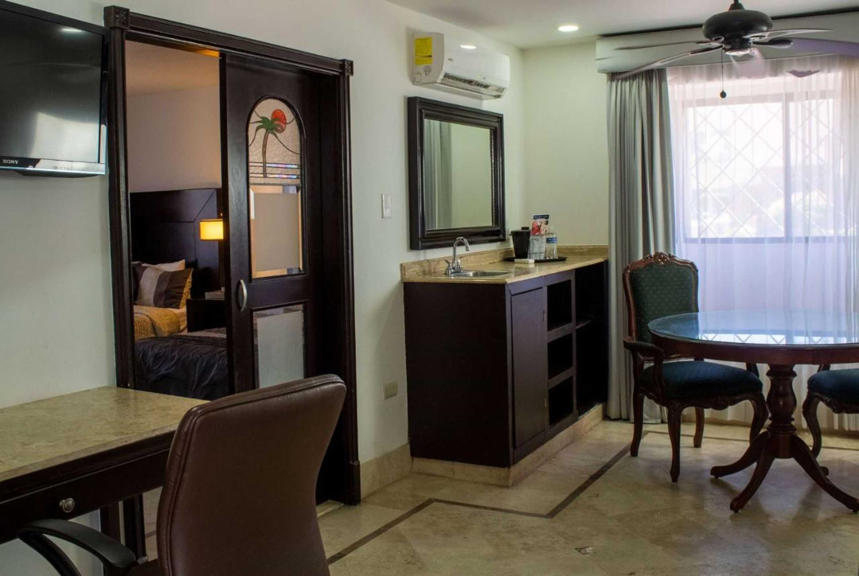 Gift card for Wyndham Garden Los Mochis Plaza Inn Gift card for Wyndham Garden Los Mochis Plaza Inn