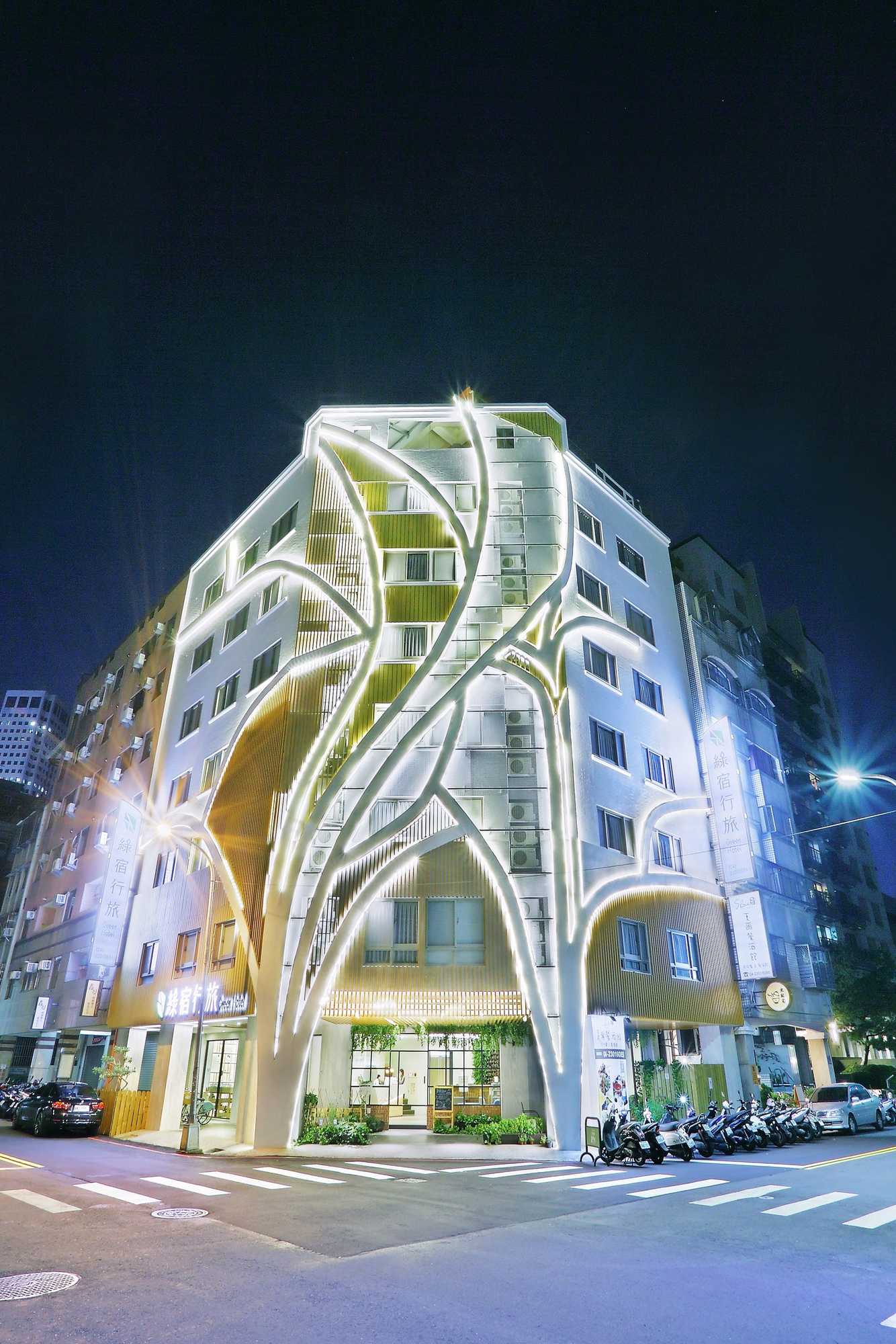 Gift card for Green Hotel - West District