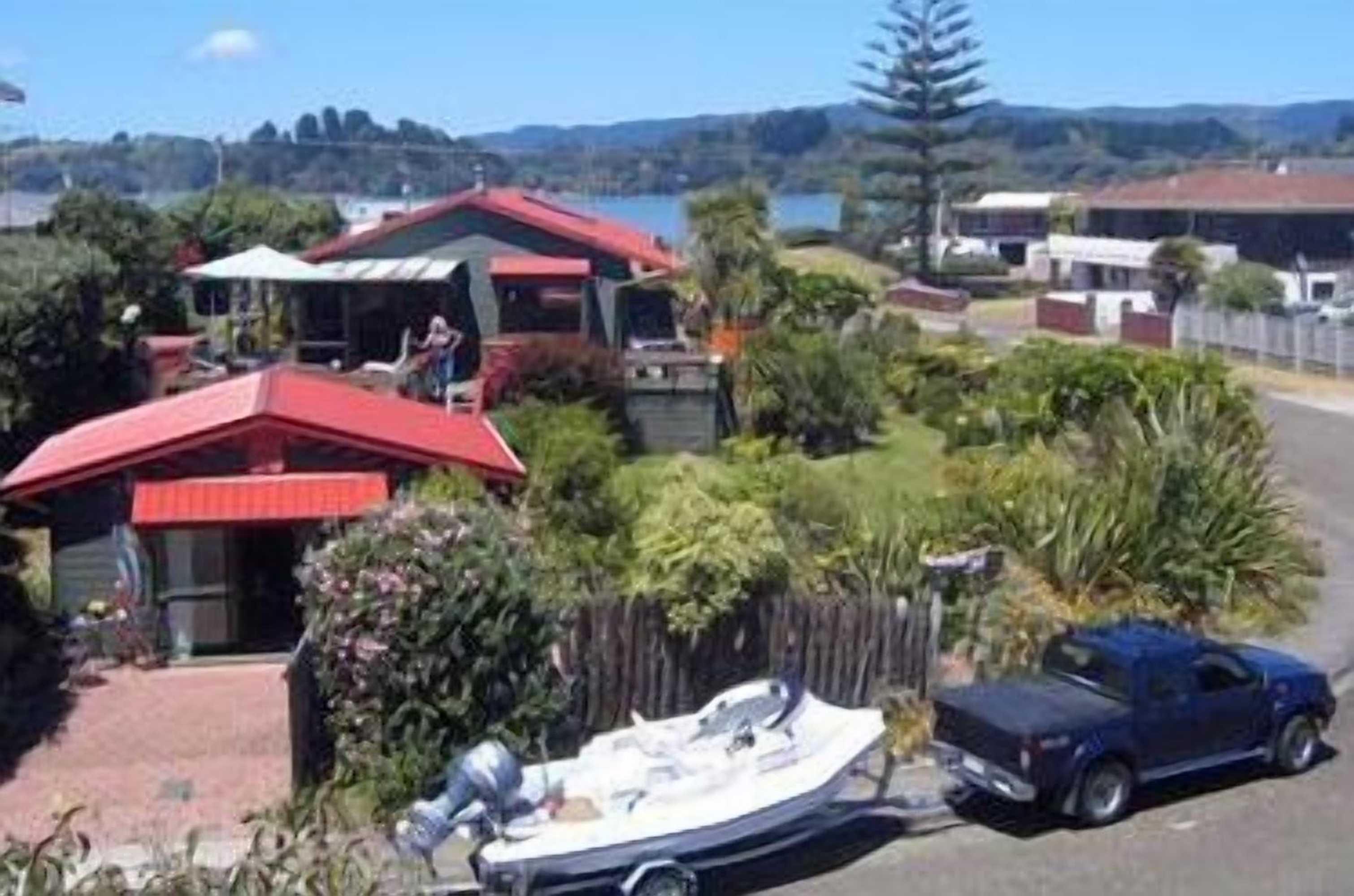 Gift card for Moanarua Beach Cottage Gift card for Moanarua Beach Cottage