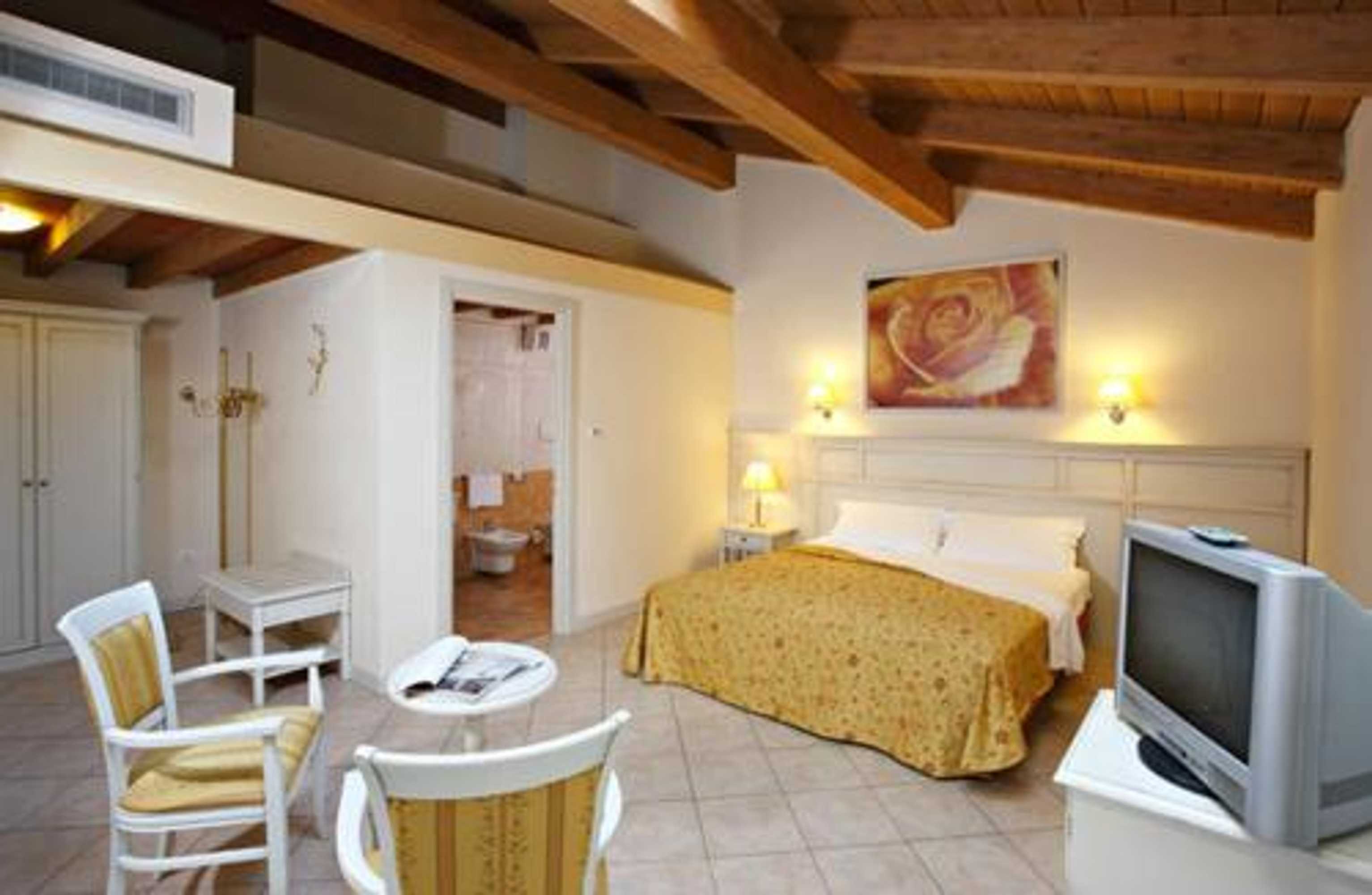Gift card for Hotel Gabarda Gift card for Hotel Gabarda