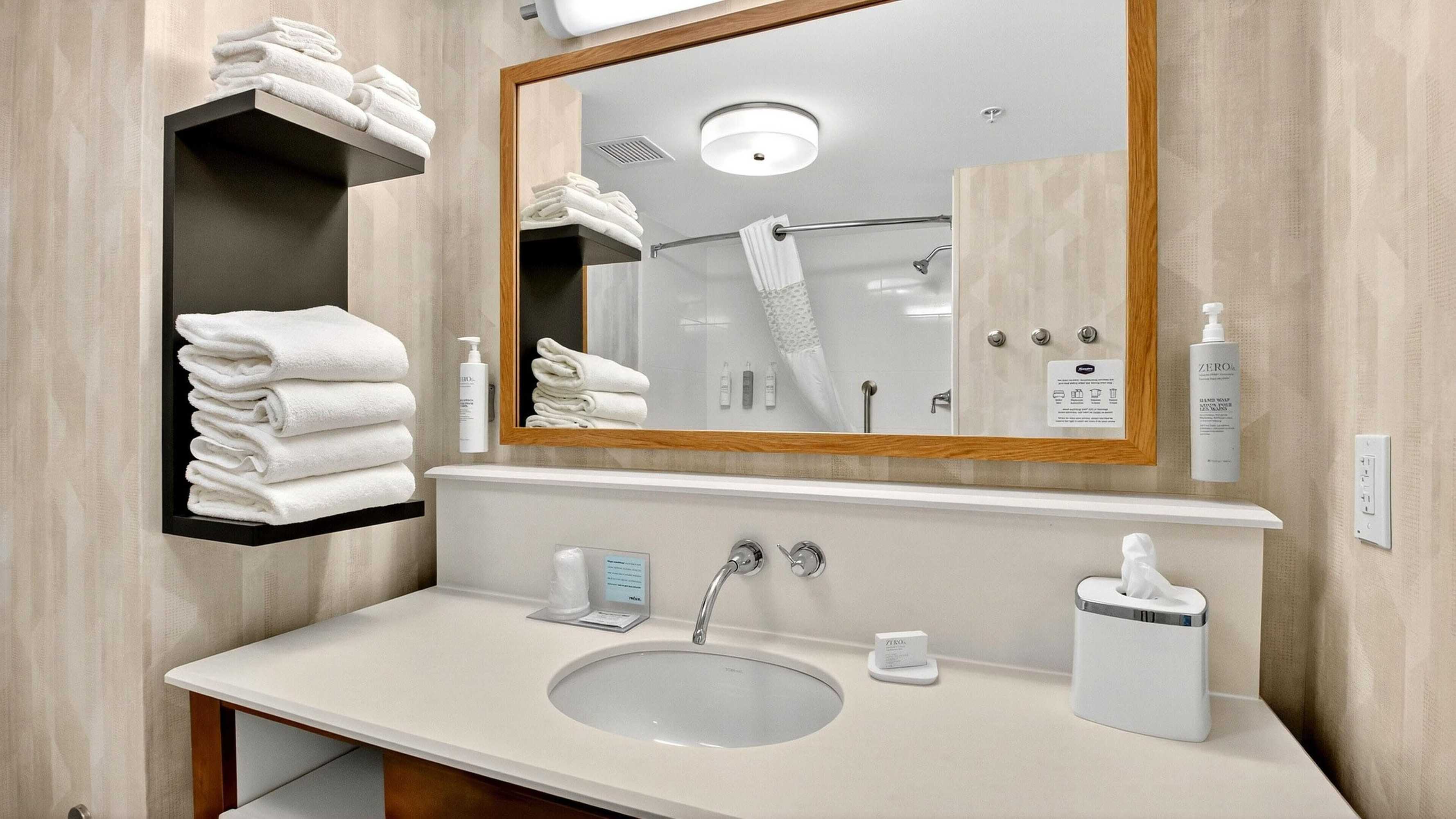 Gift card for Hampton Inn & Suites Chippewa Falls