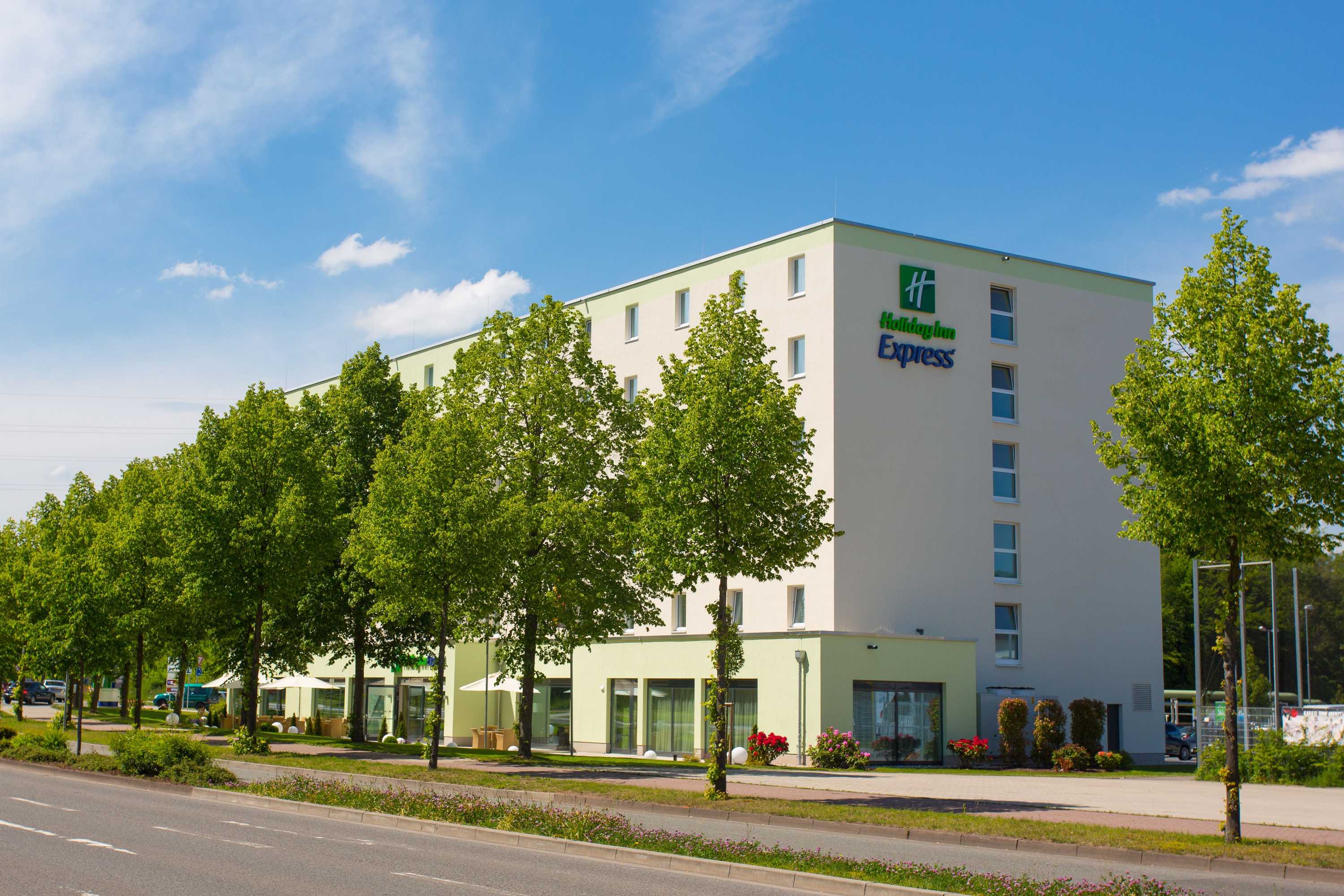 Gift card for Holiday Inn Express Neunkirchen by Ihg Gift card for Holiday Inn Express Neunkirchen by Ihg