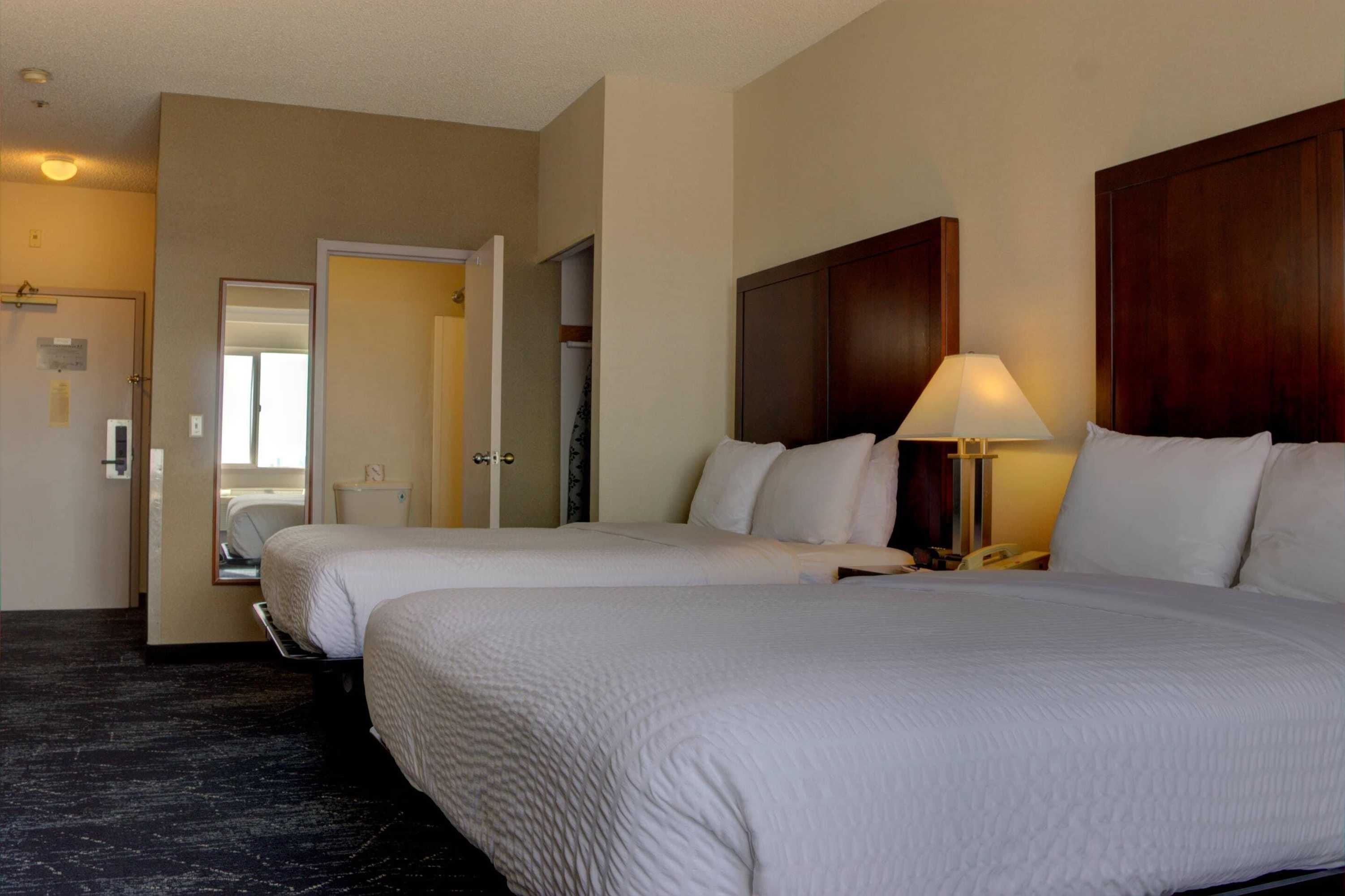 Gift card for Comfort Inn & Suites Seattle North