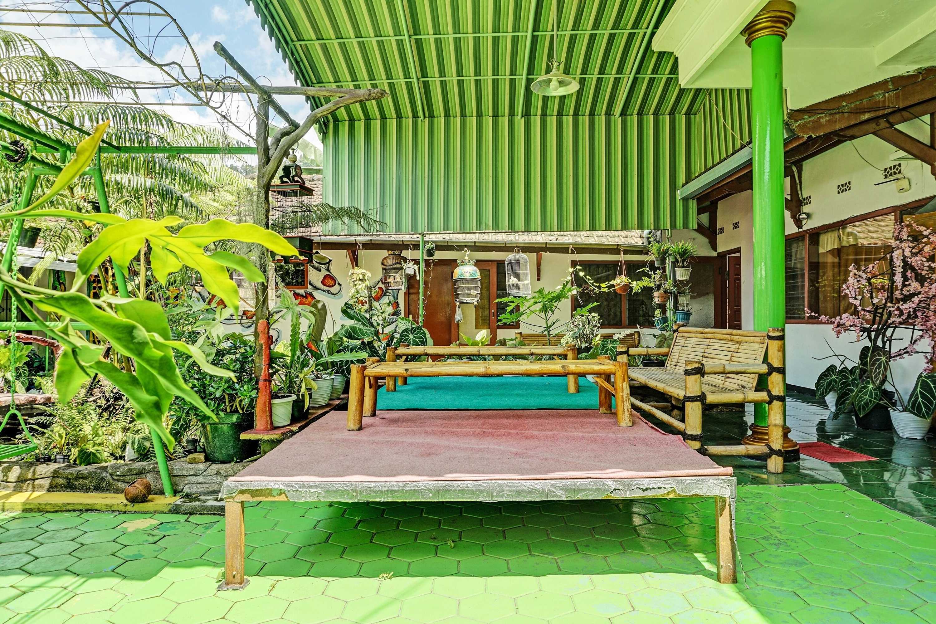 Gift card for Oyo Life 92376 Agape Villa