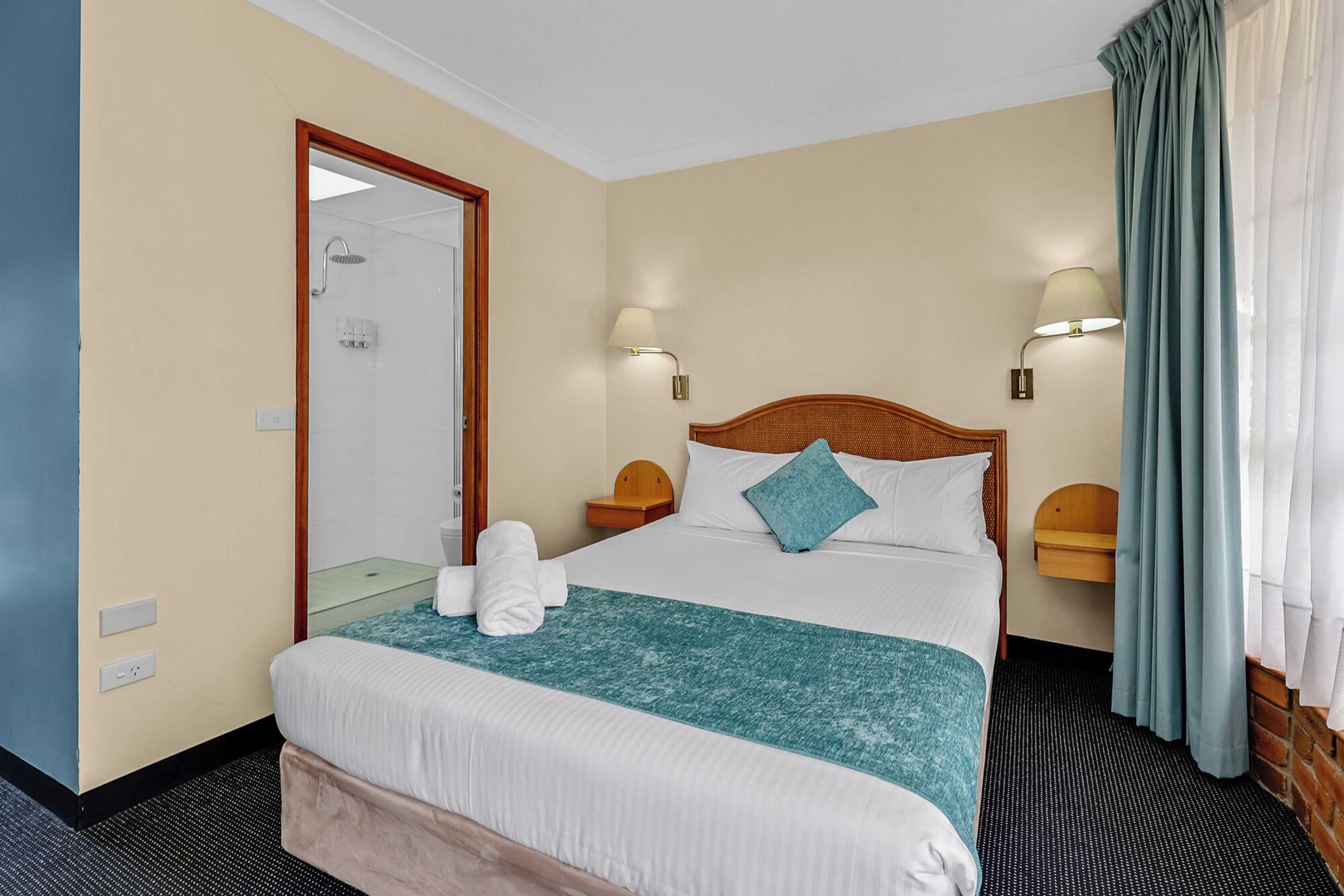 Gift card for Sapphire Waters Motor Inn Gift card for Sapphire Waters Motor Inn