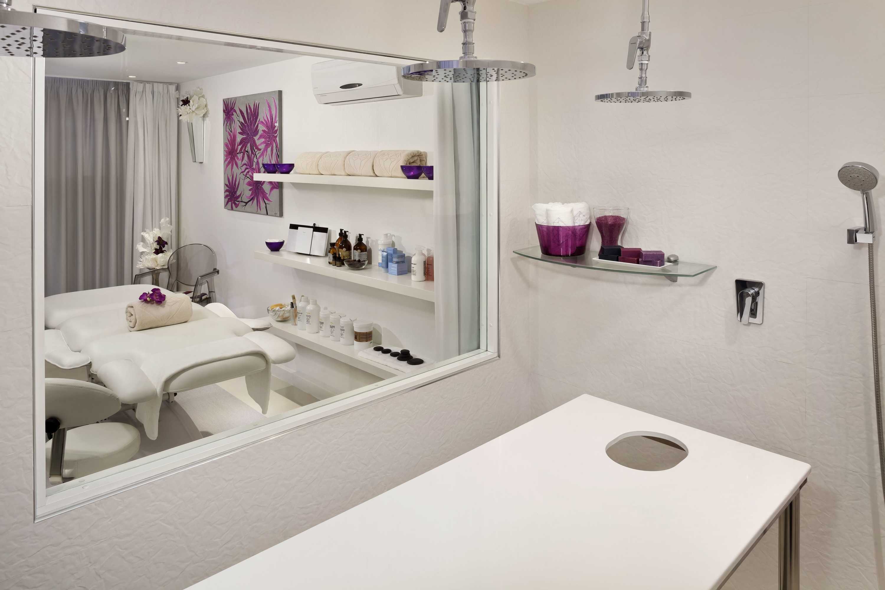 Gift card for Lani's Suites de Luxe - Adults Only Gift card for Lani's Suites de Luxe - Adults Only