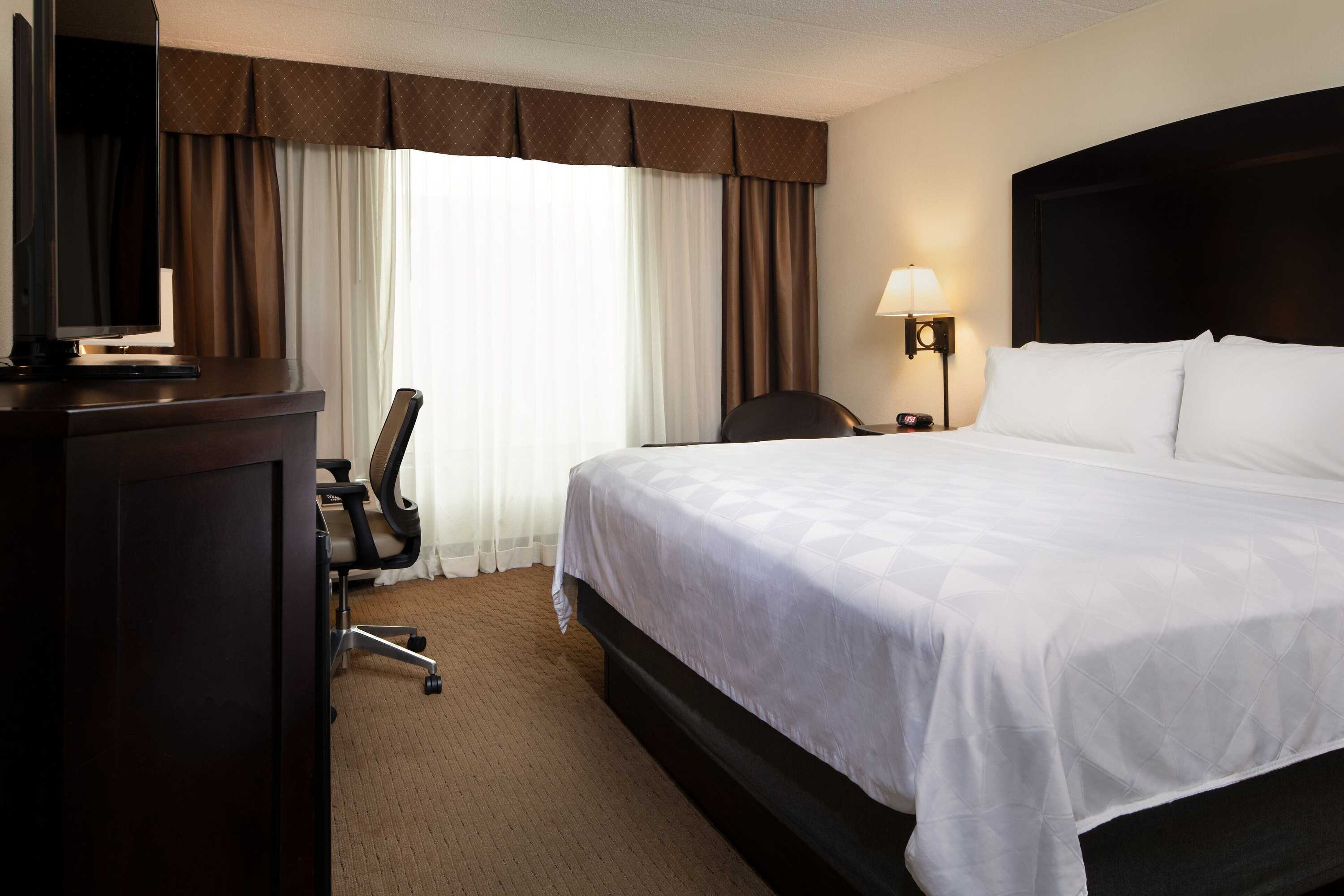 Gift card for Holiday Inn Hotel & Suites Charleston West by Ihg Gift card for Holiday Inn Hotel & Suites Charleston West by Ihg
