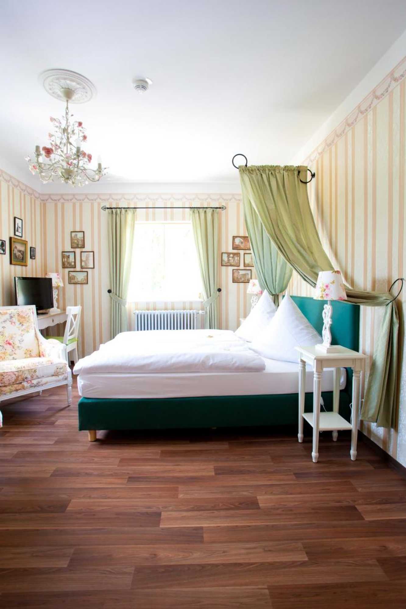 Gift card for Gastwirtschaft & Hotel Hallescher Anger