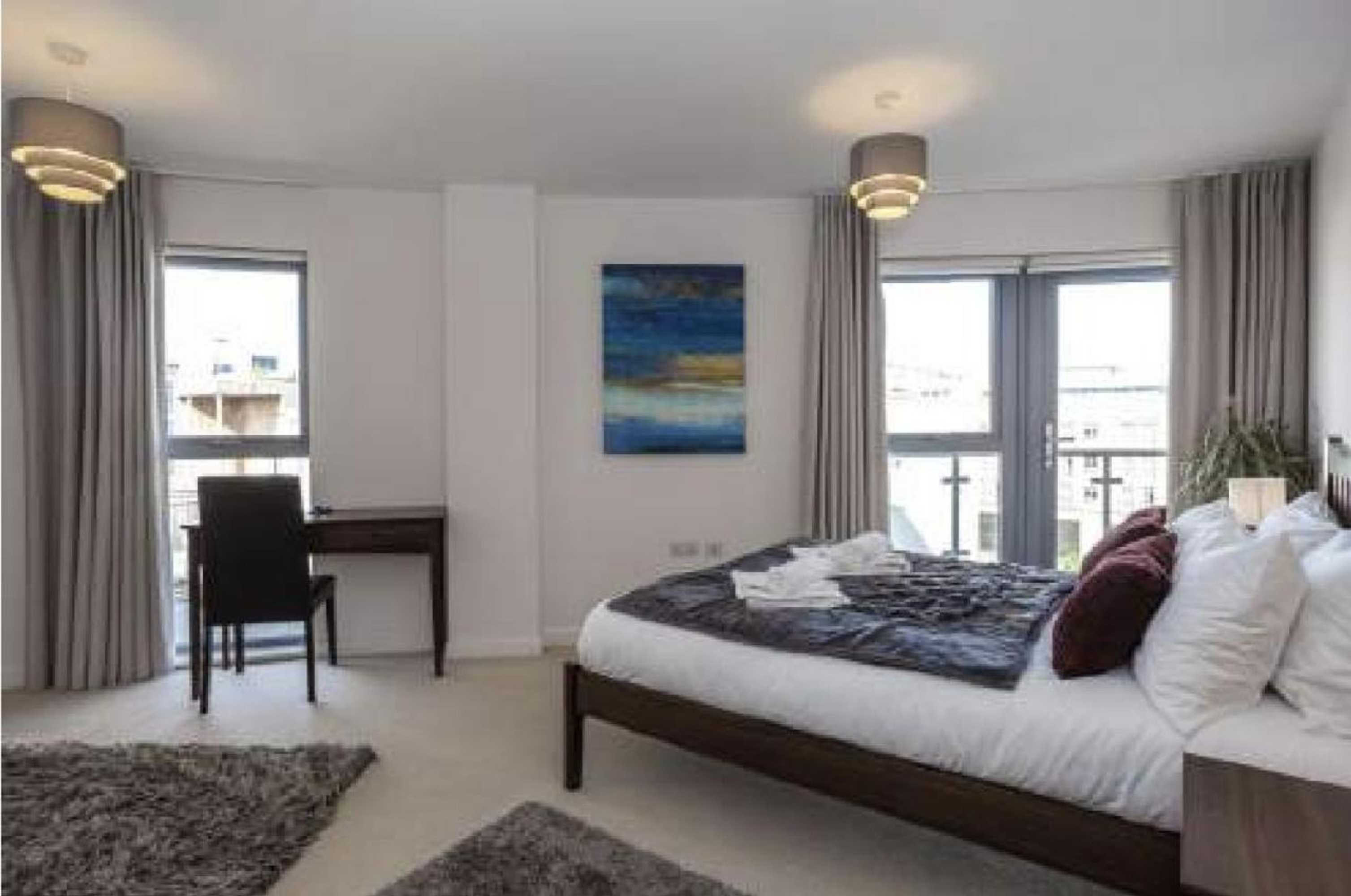 Gift card for The Luxurious Semi Circle (peymans)