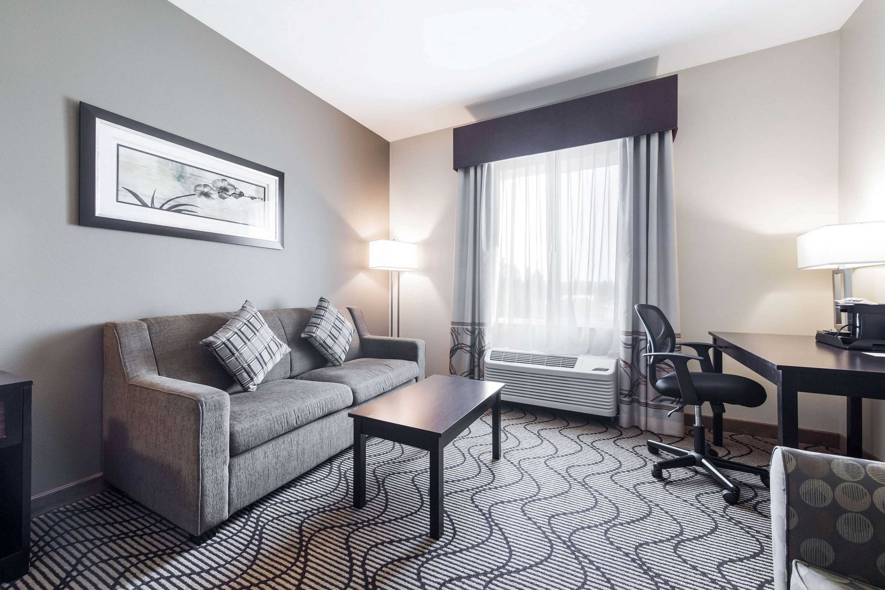 Gift card for La Quinta Inn & Suites by Wyndham Auburn Gift card for La Quinta Inn & Suites by Wyndham Auburn