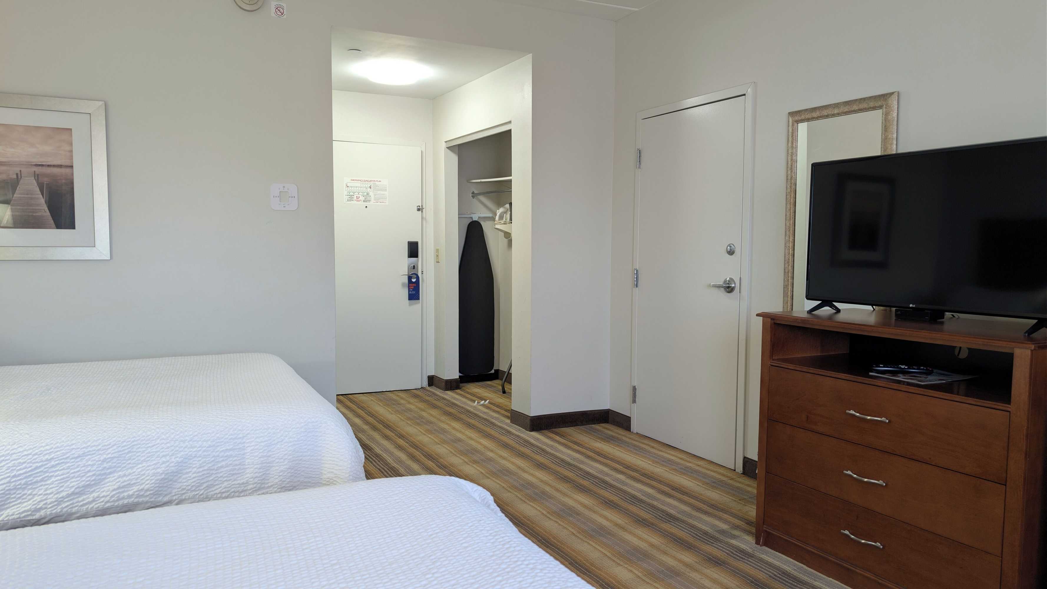 Gift card for Harbor Pointe Inn Phl Airport