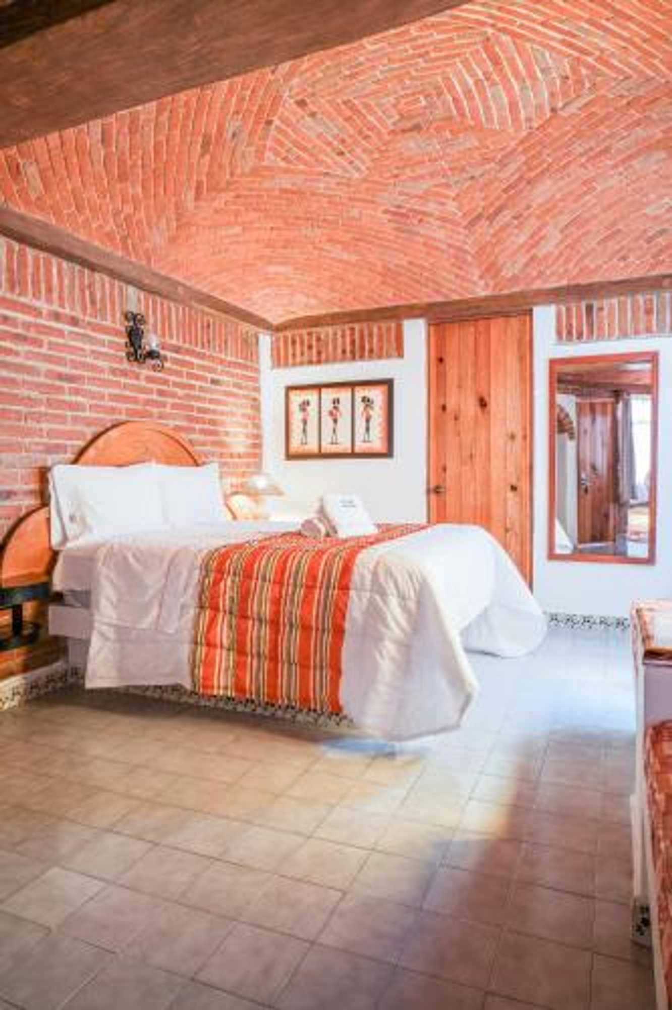 Gift card for Suites Paraiso TX Gift card for Suites Paraiso TX