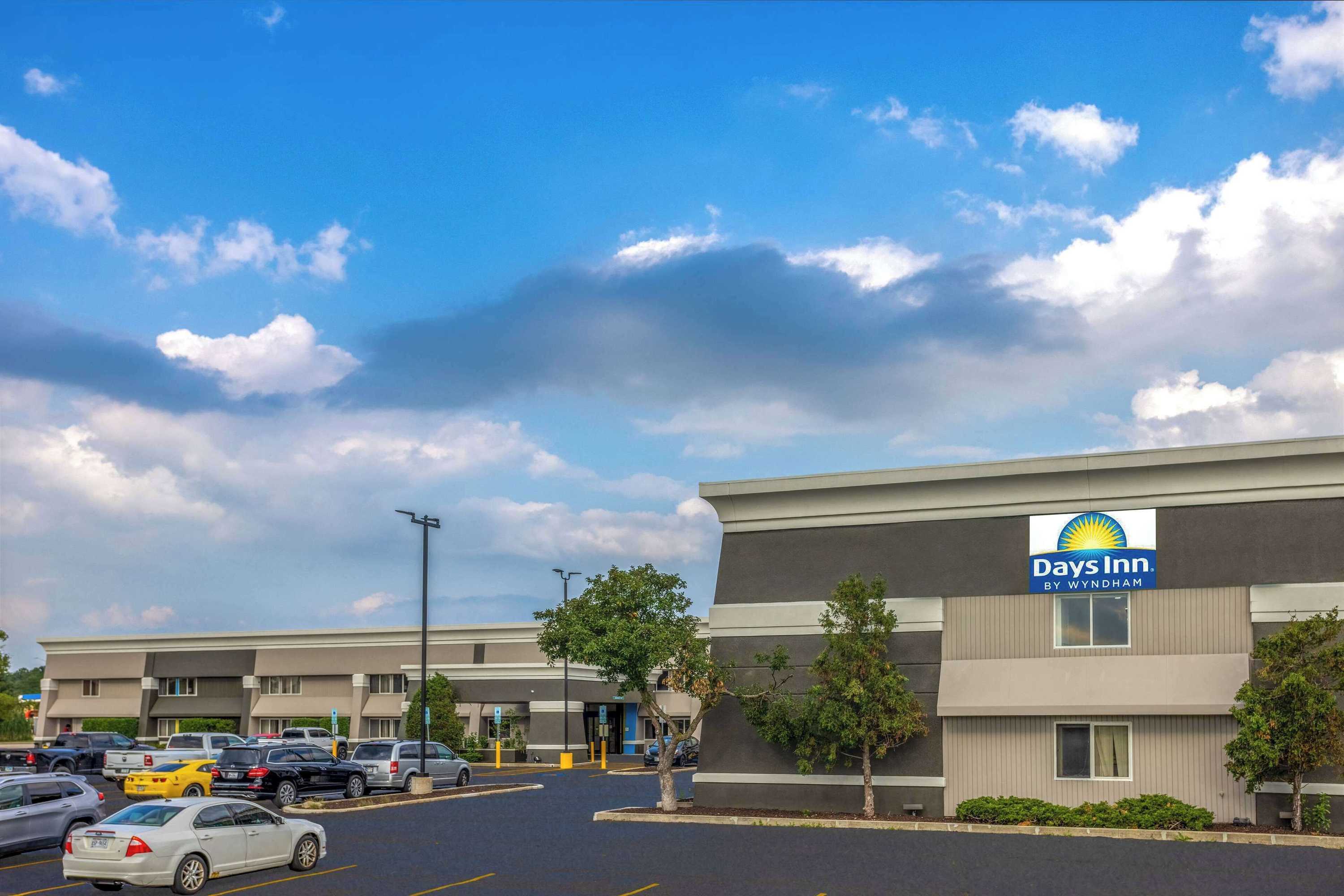 Gift card for Days Inn by Wyndham Pleasant Prairie Kenosha