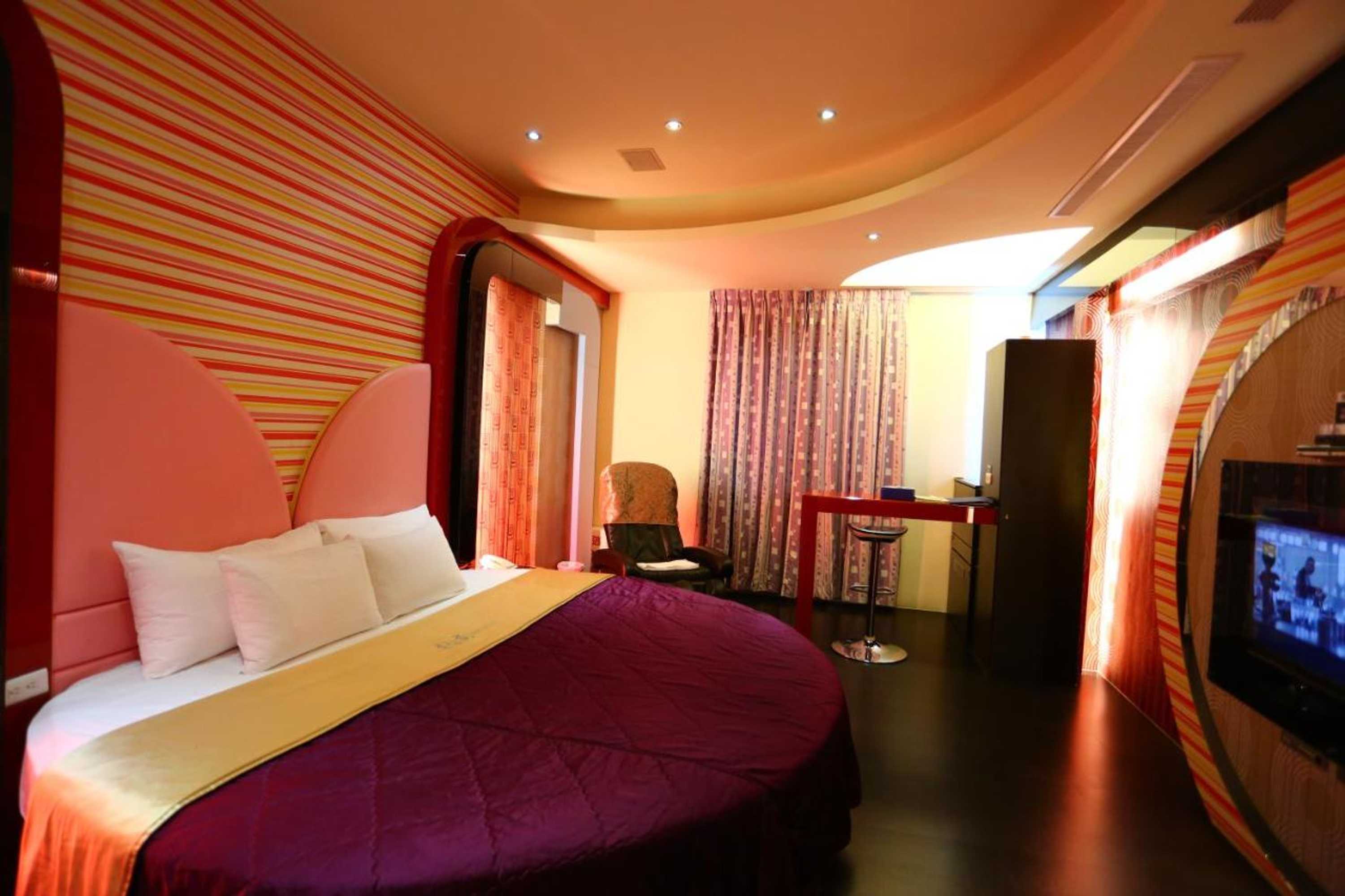 Gift card for Go Shine Motel