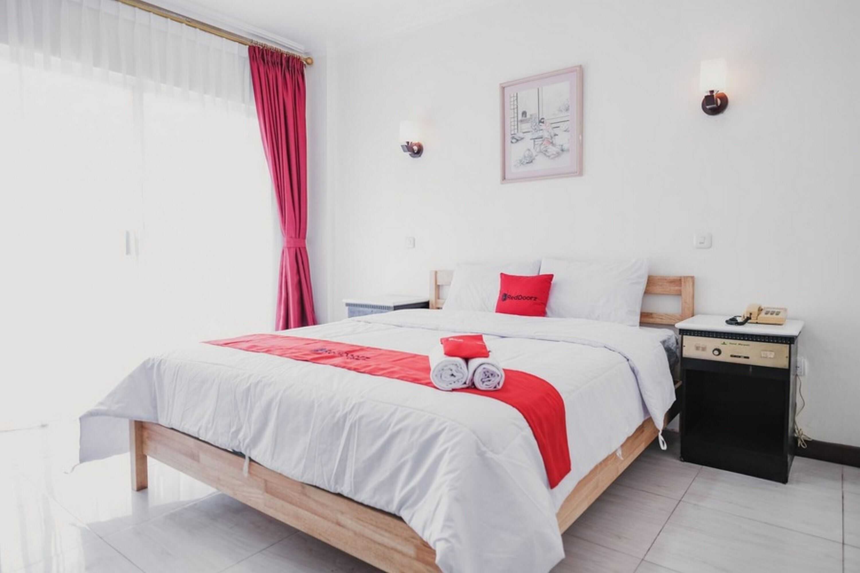 Gift card for Reddoorz Plus Near Pelabuhan Merak Gift card for Reddoorz Plus Near Pelabuhan Merak