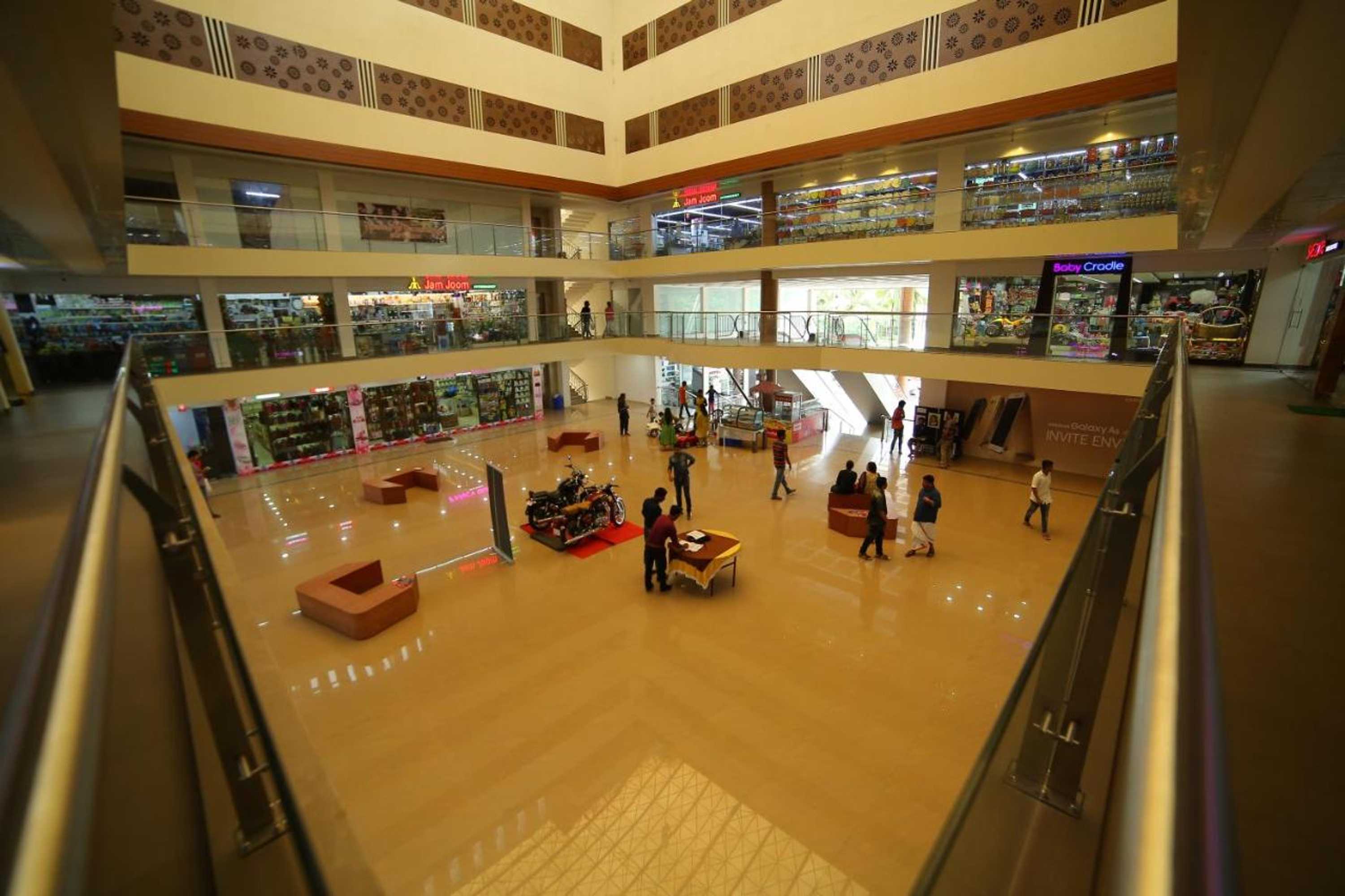 Gift card for Vavas Inn & Suites