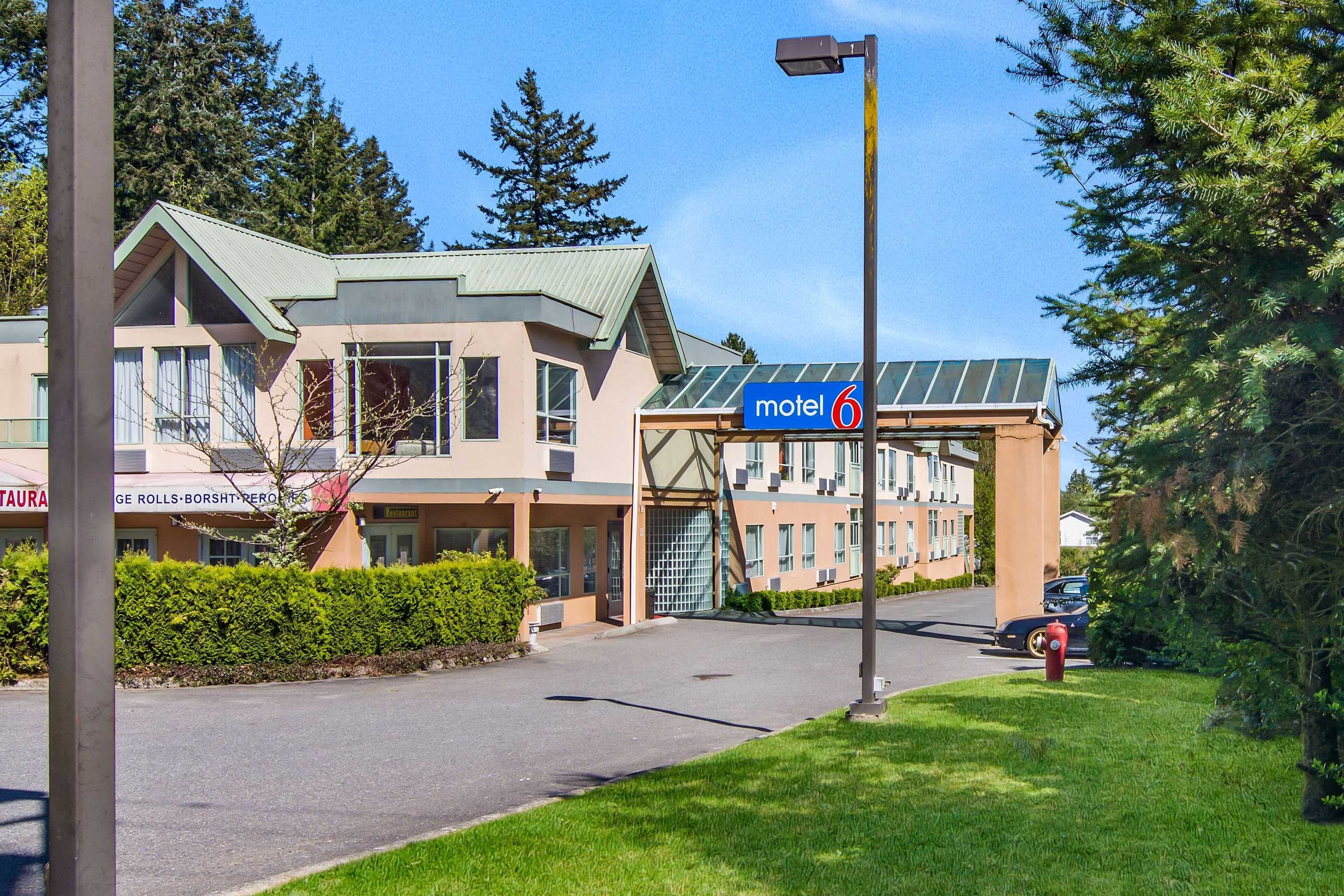 Gift card for Motel 6 Surrey, BC Gift card for Motel 6 Surrey, BC