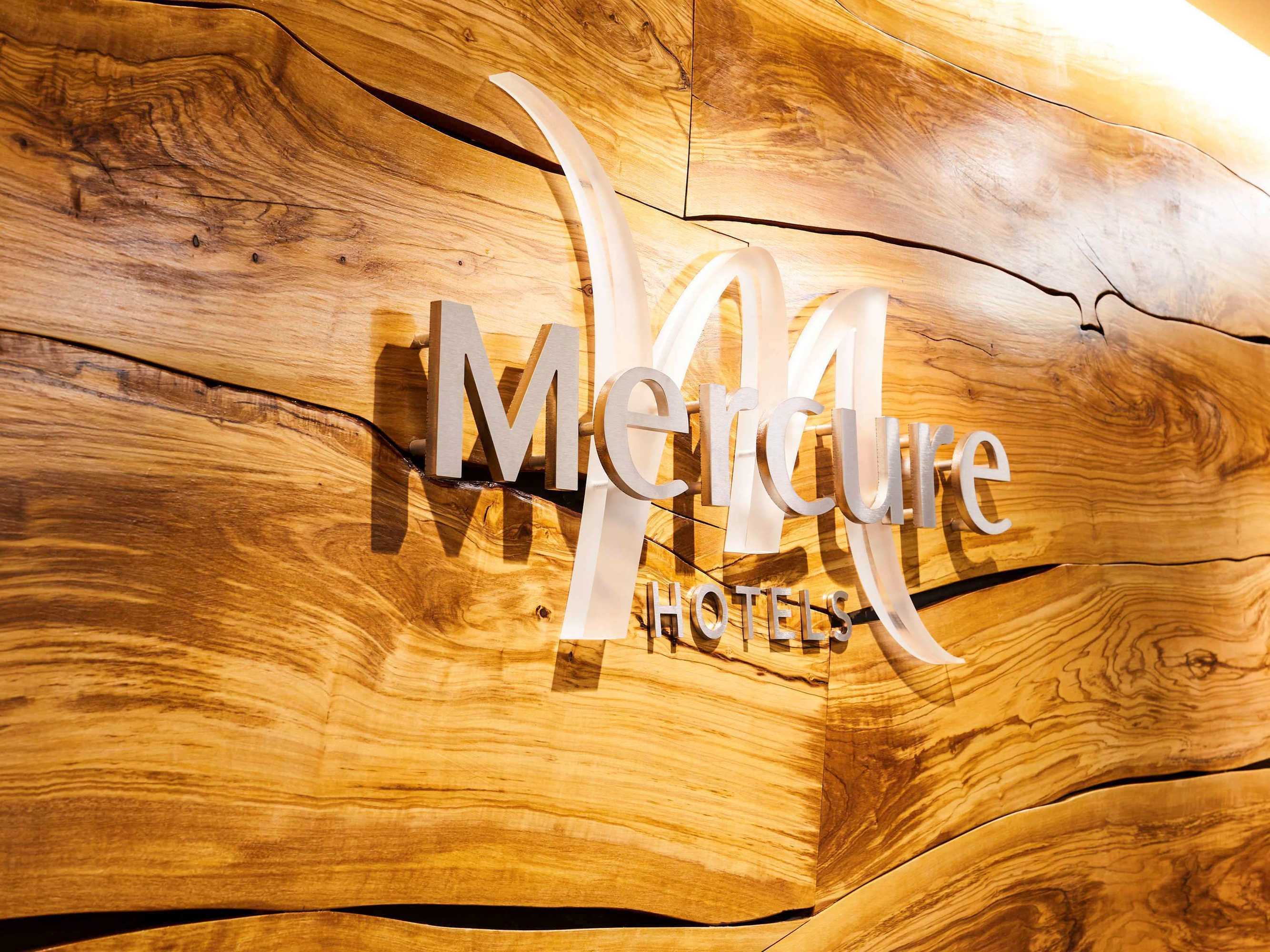 Gift card for Mercure Newbury West Grange Hotel Gift card for Mercure Newbury West Grange Hotel