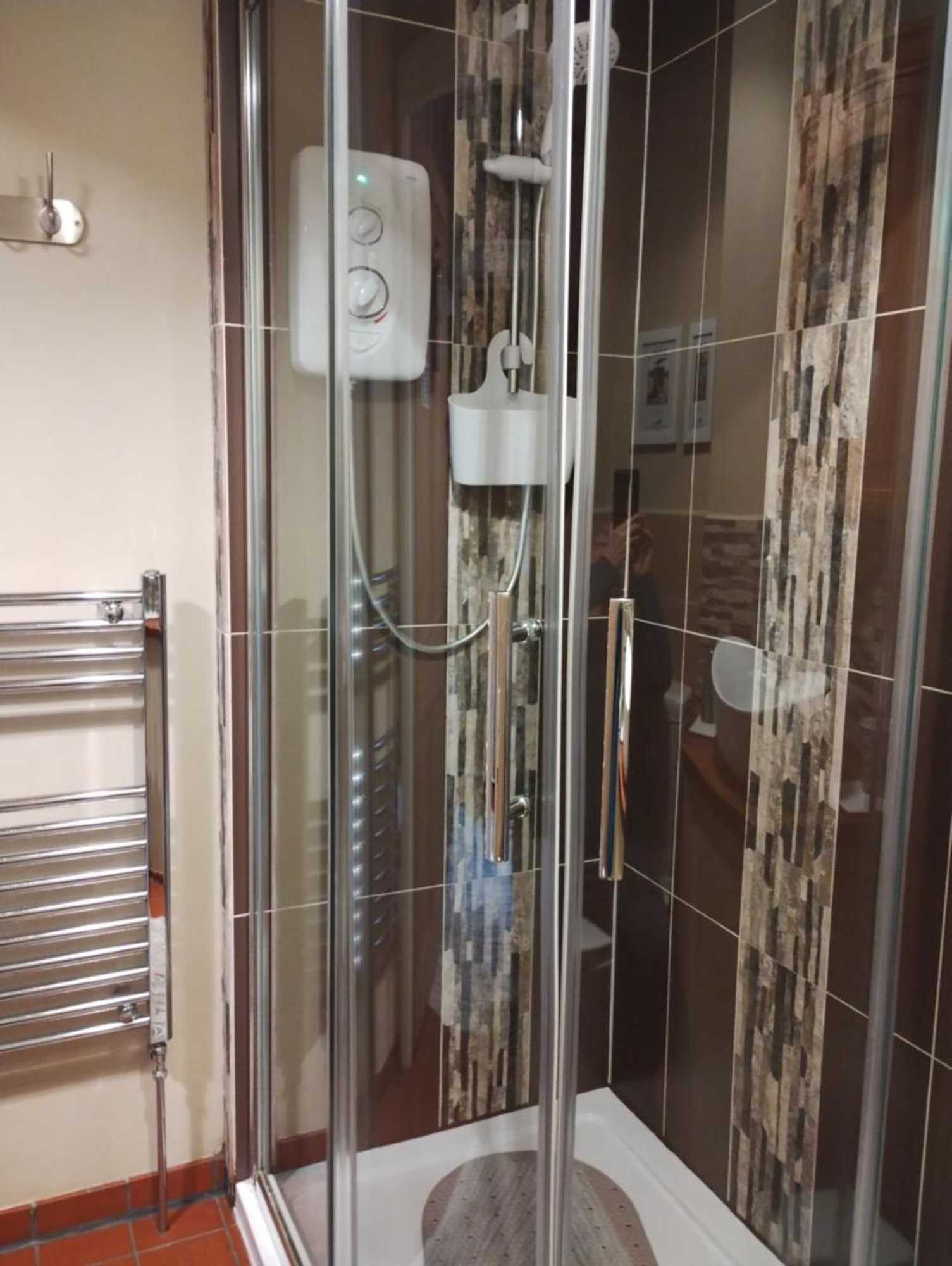 Gift card for The Cabin - Great Views, Garden, Netflix, Near Town