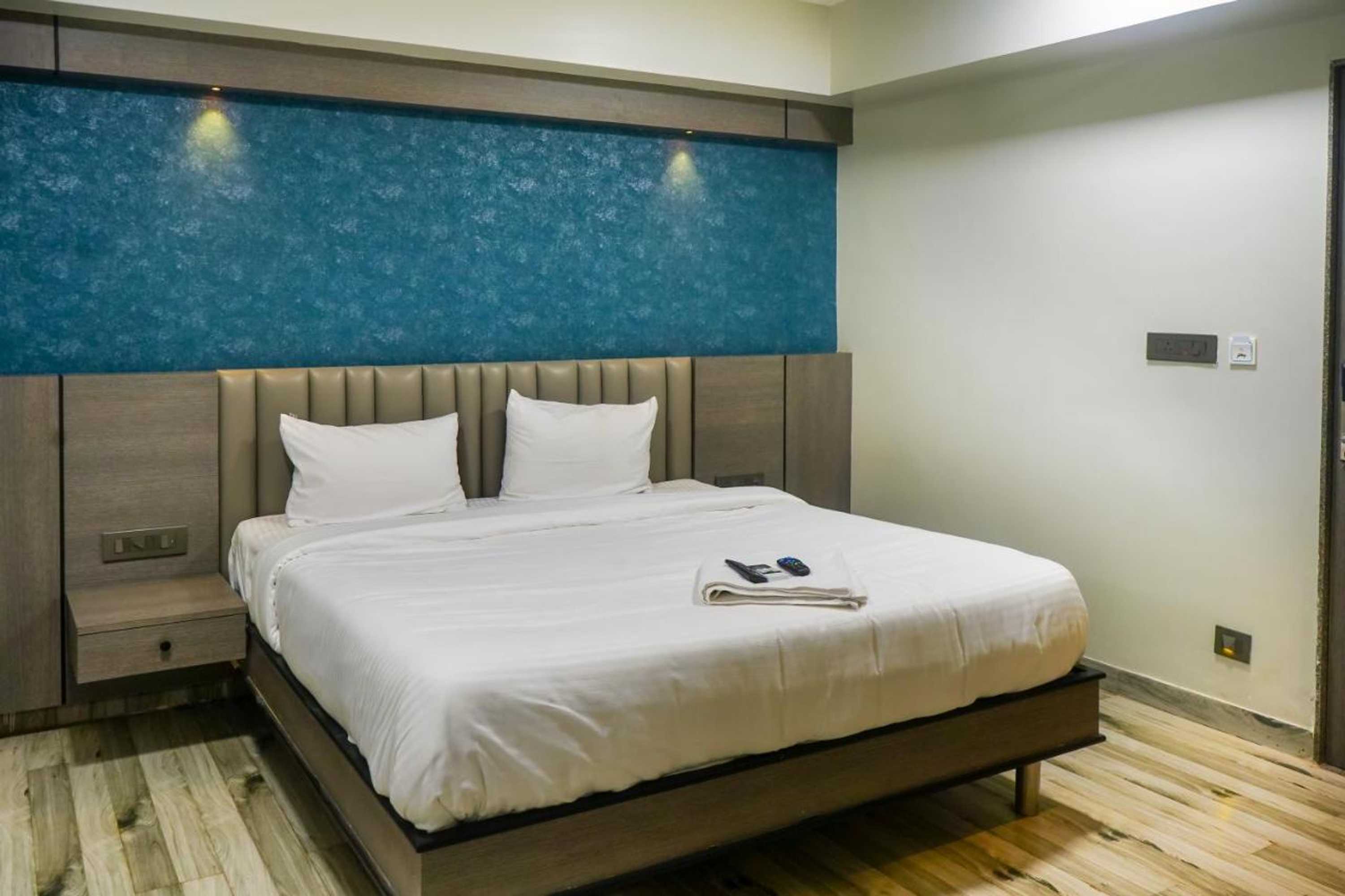 Gift card for Hotel VR Grand