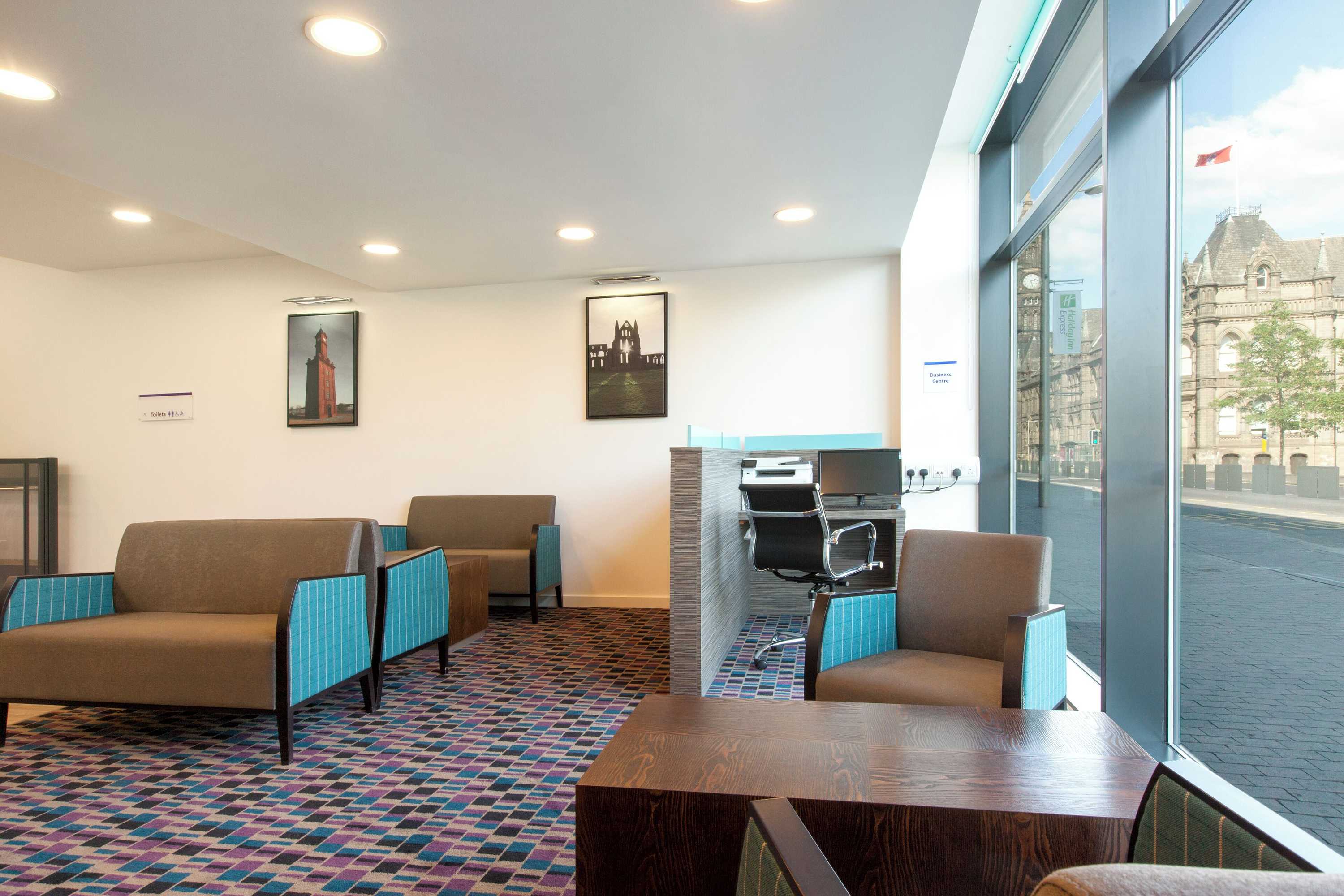 Gift card for Holiday Inn Express Middlesbrough - Centre Square by Ihg Gift card for Holiday Inn Express Middlesbrough - Centre Square by Ihg