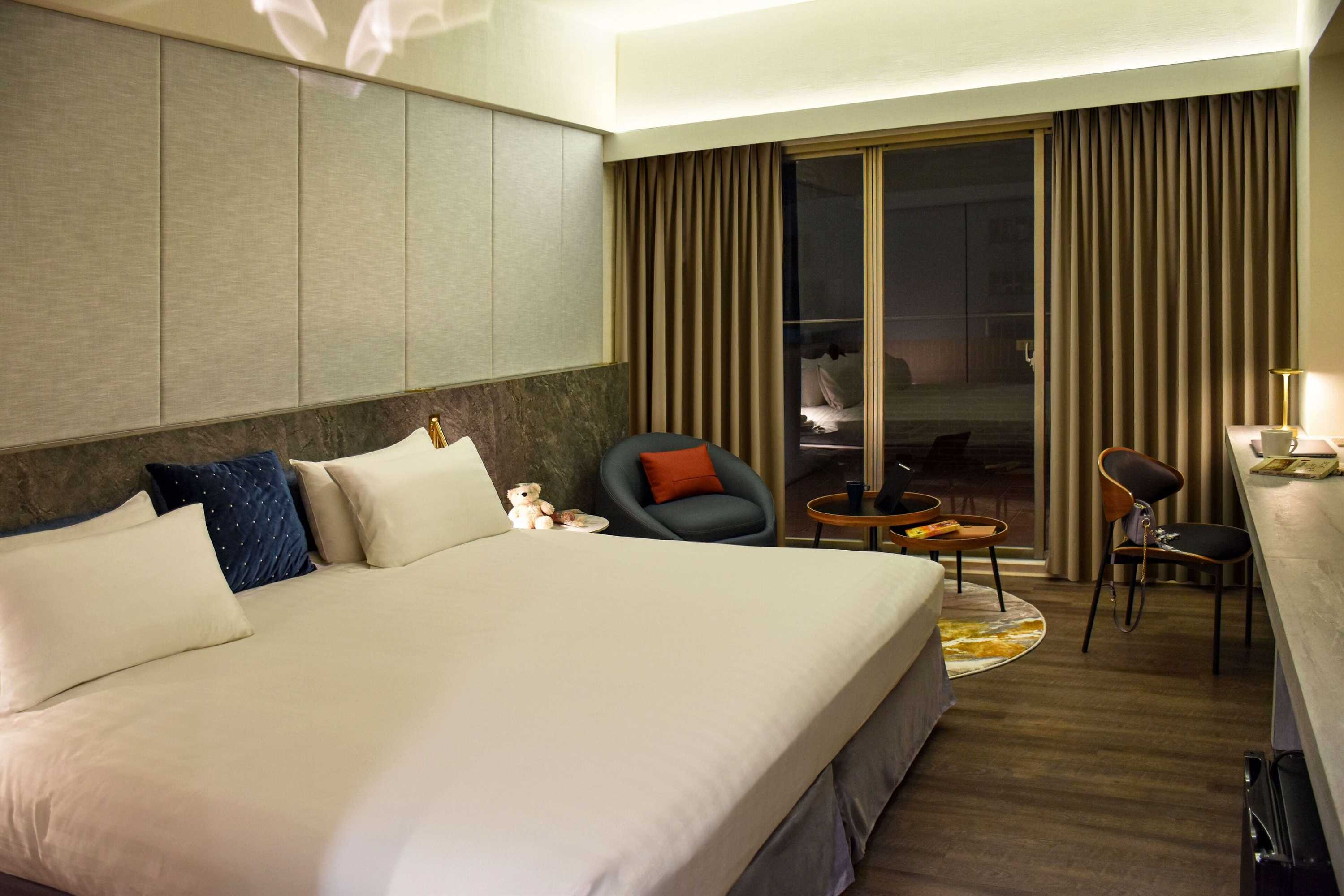 Gift card for Metro Hotel - Howard Group
