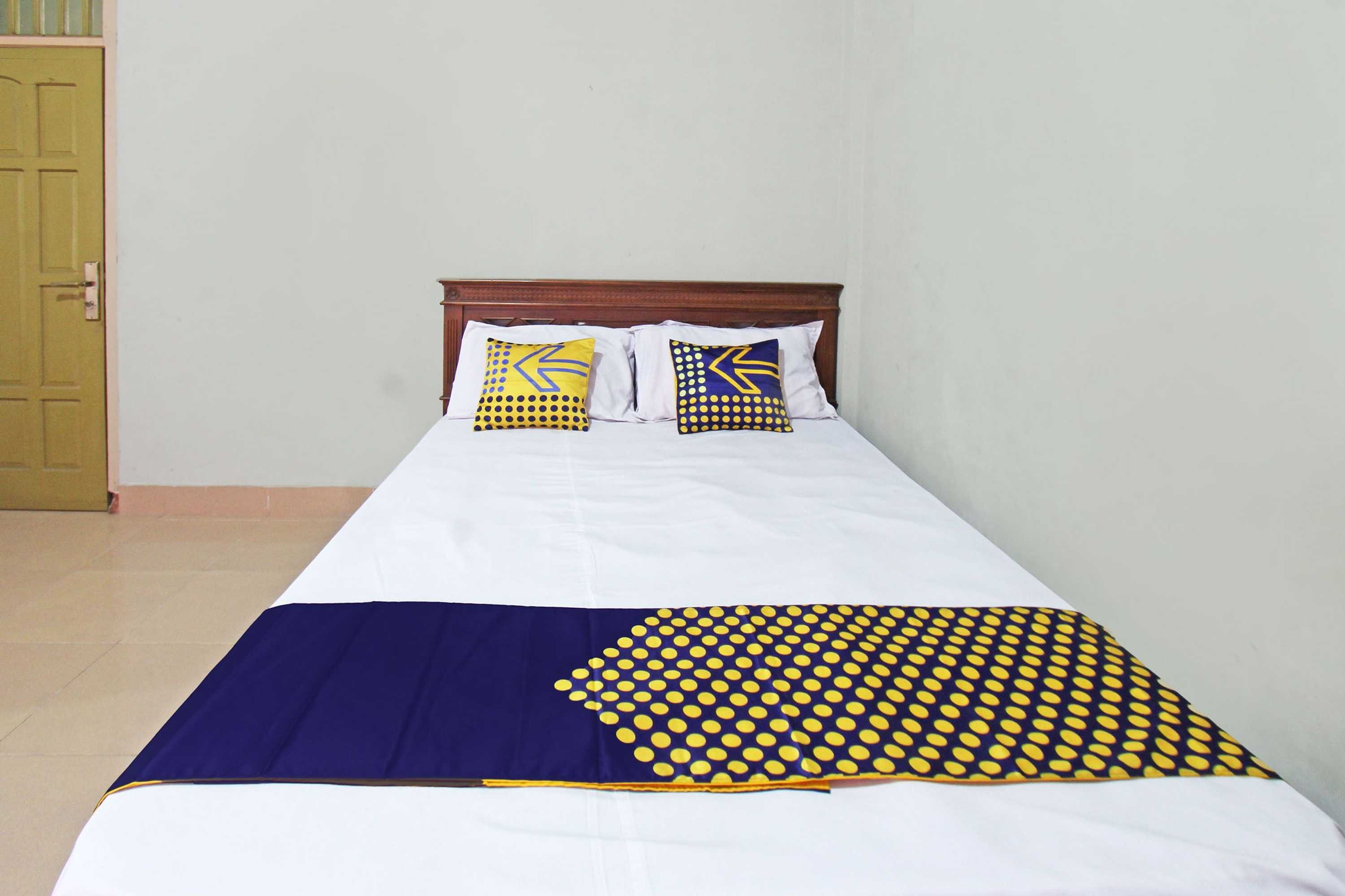 Gift card for Spot ON 92973 Madani Syariah Guesthouse Gift card for Spot ON 92973 Madani Syariah Guesthouse