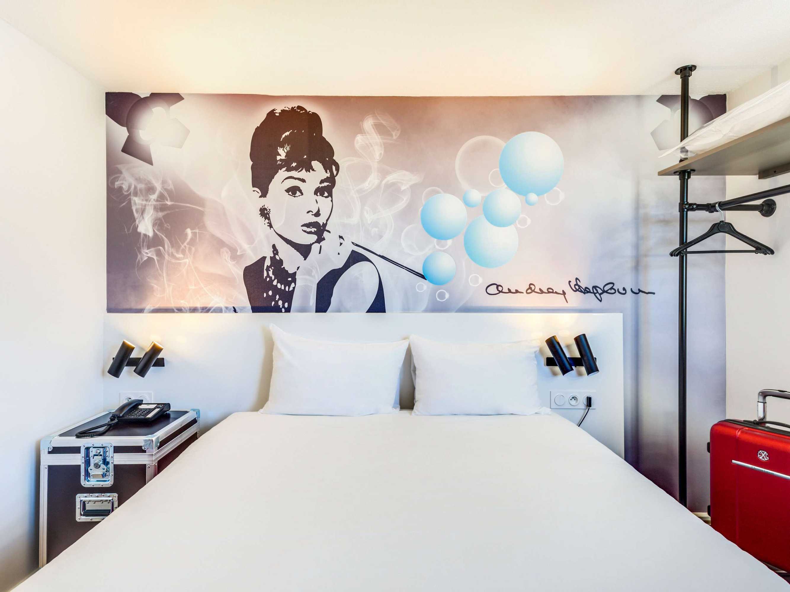 Gift card for Ibis Styles Paris Saint Denis Plaine Gift card for Ibis Styles Paris Saint Denis Plaine