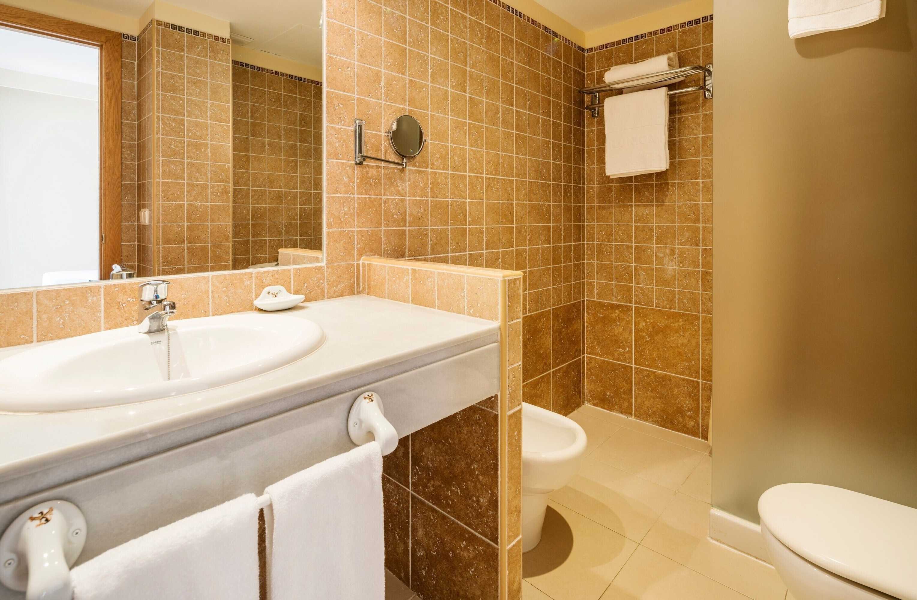 Gift card for Aparthotel Ilunion Sancti Petri Gift card for Aparthotel Ilunion Sancti Petri